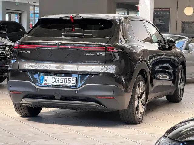 Changan Deepal S05 view 3