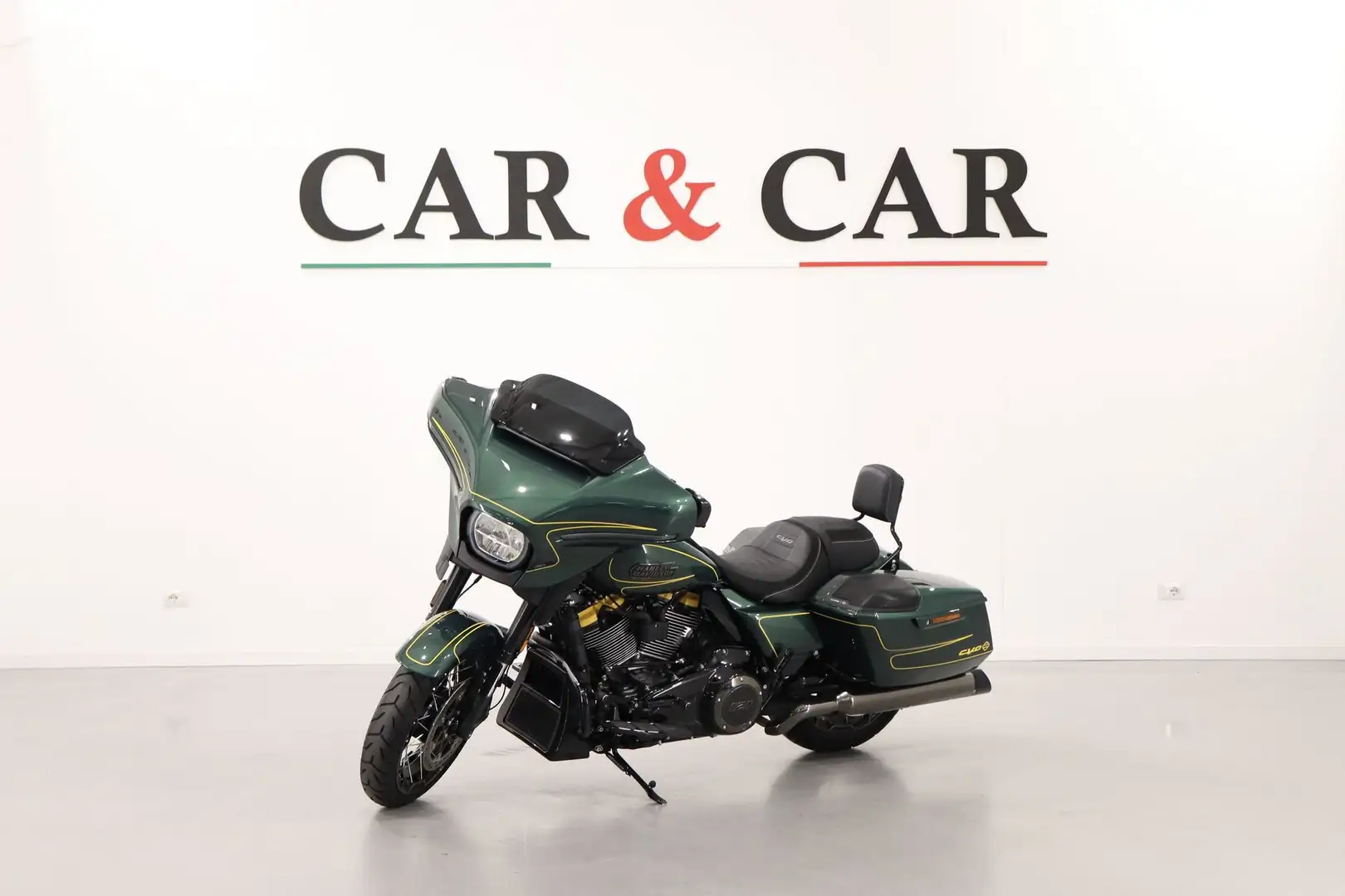 Harley-Davidson Street Glide CVO - 1