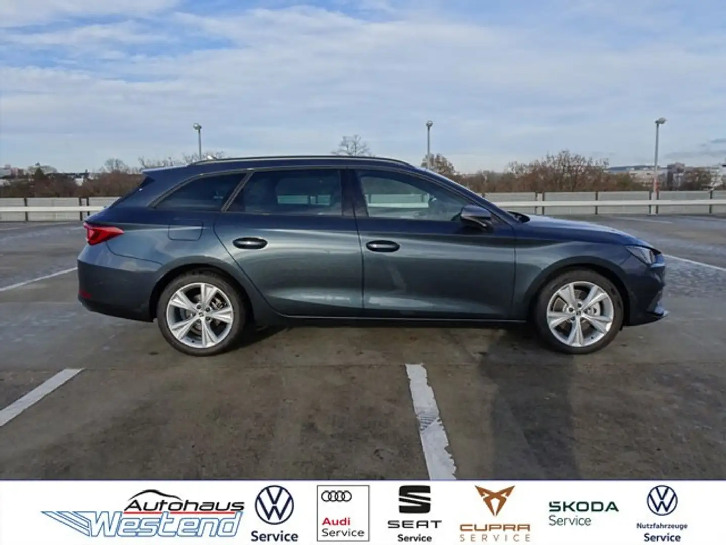 SEAT Leon ST FR 2.0l TDI 110kW DSG Navi LED Klima Navi Grau - 2