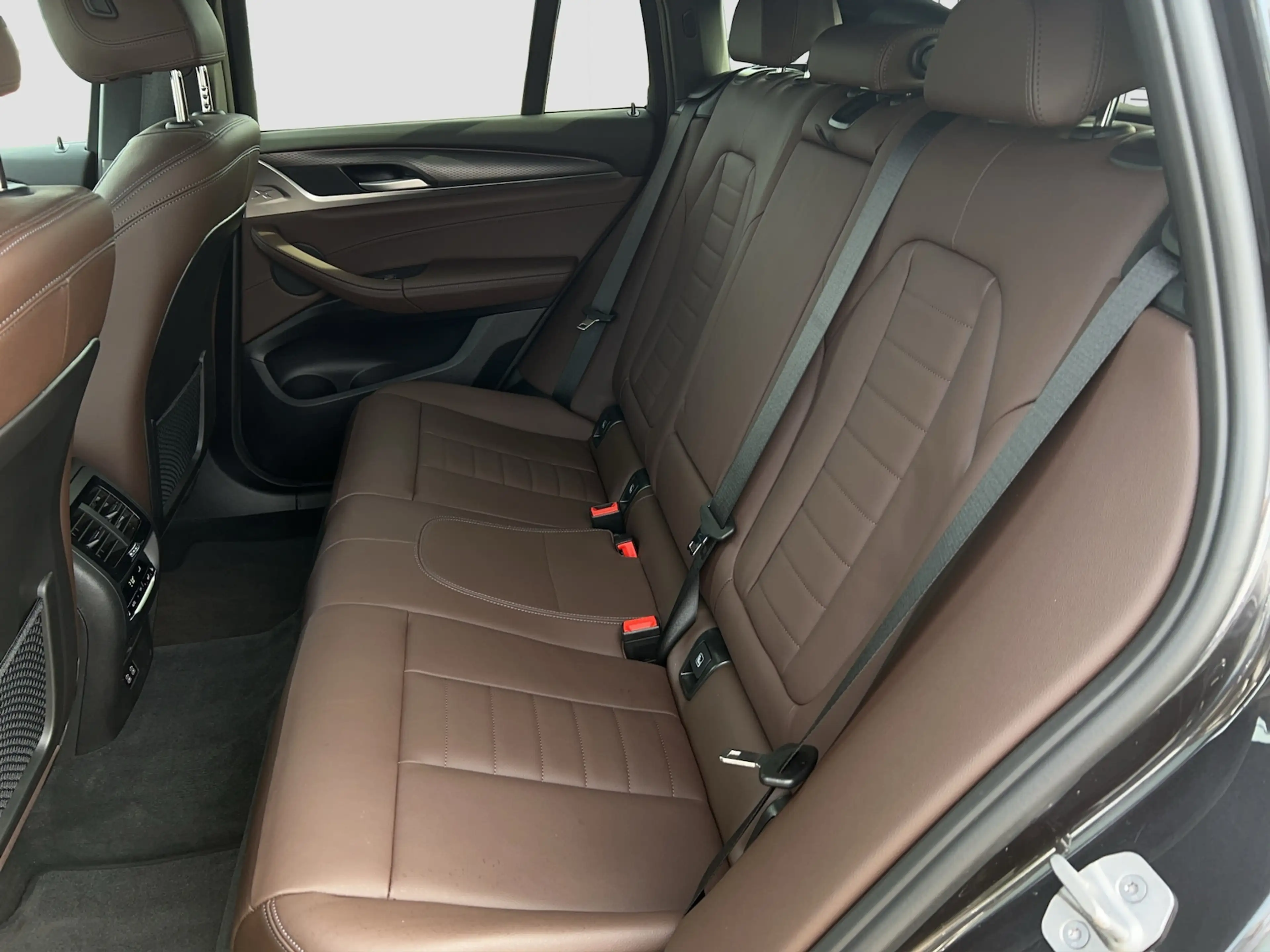 BMW X4 xDrive 30d M Sport AHK Laserl. HUD Standh. — photo 12