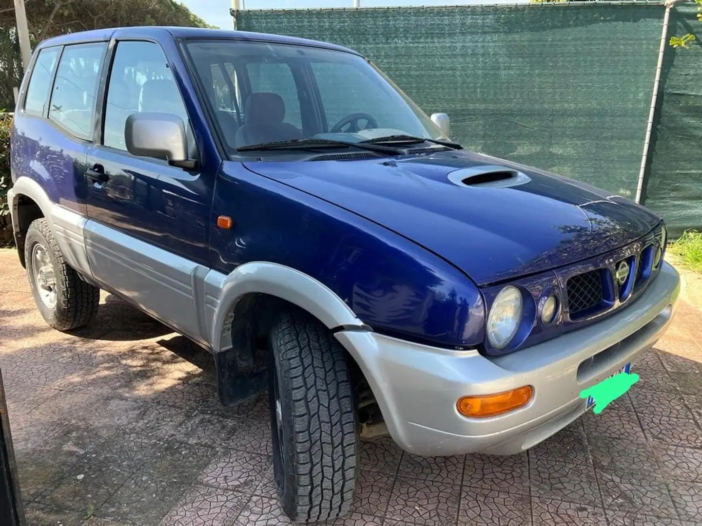 Nissan Terrano Terrano 3p 2.4 SE - 1