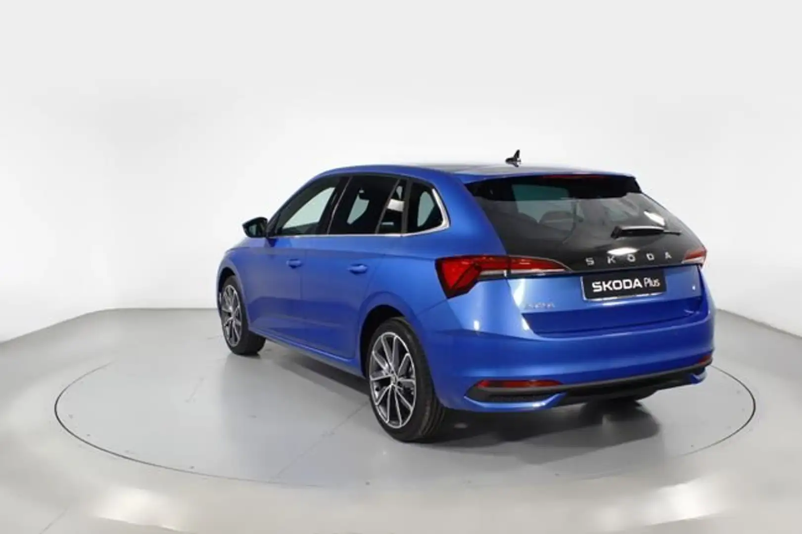 Skoda Scala 1.0 TSI Plus 85kW Azul - 2