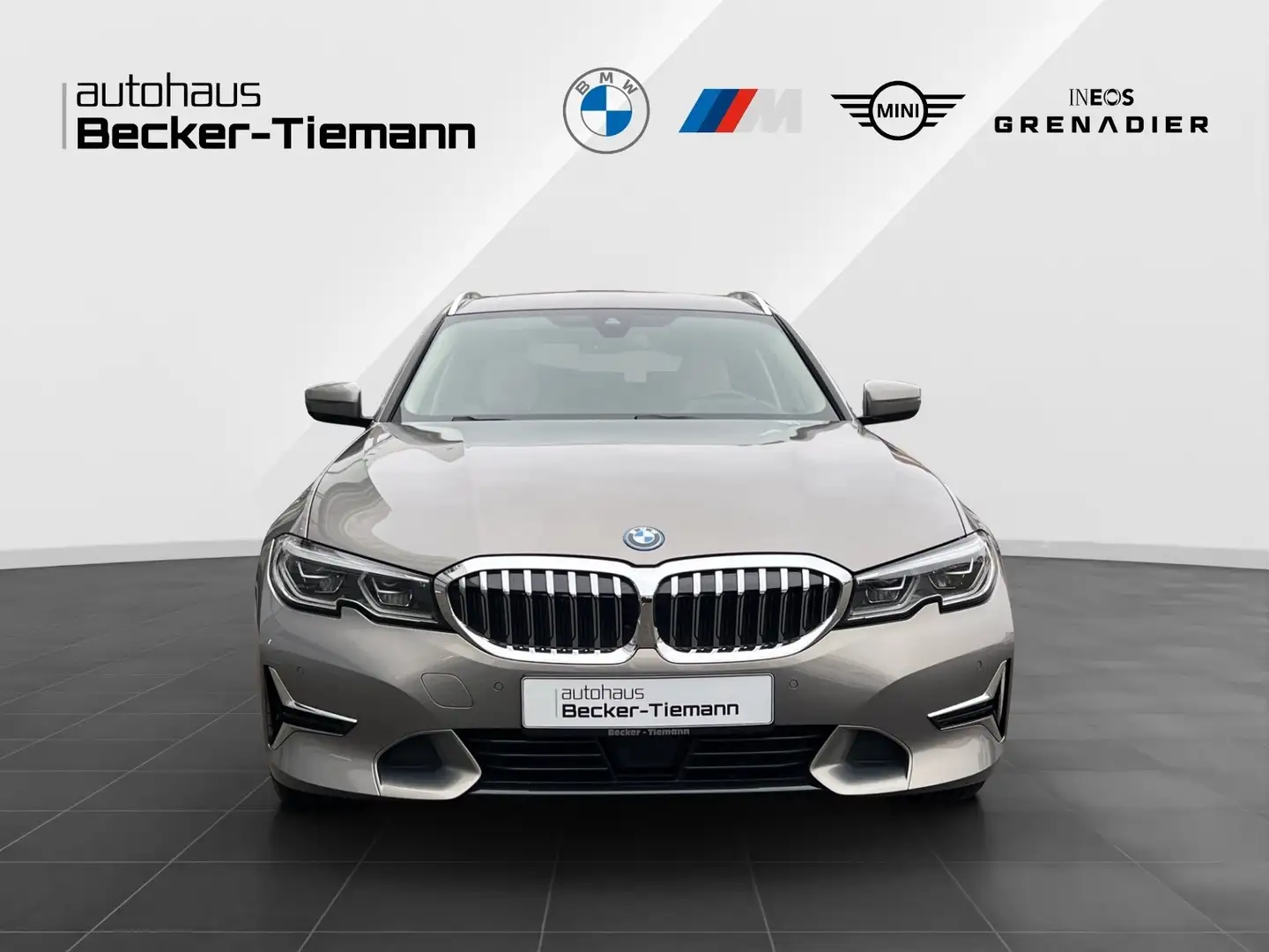 BMW 330 e Touring |Luxury Line |AppleCarPlay |Laser |ACC | Grijs - 2