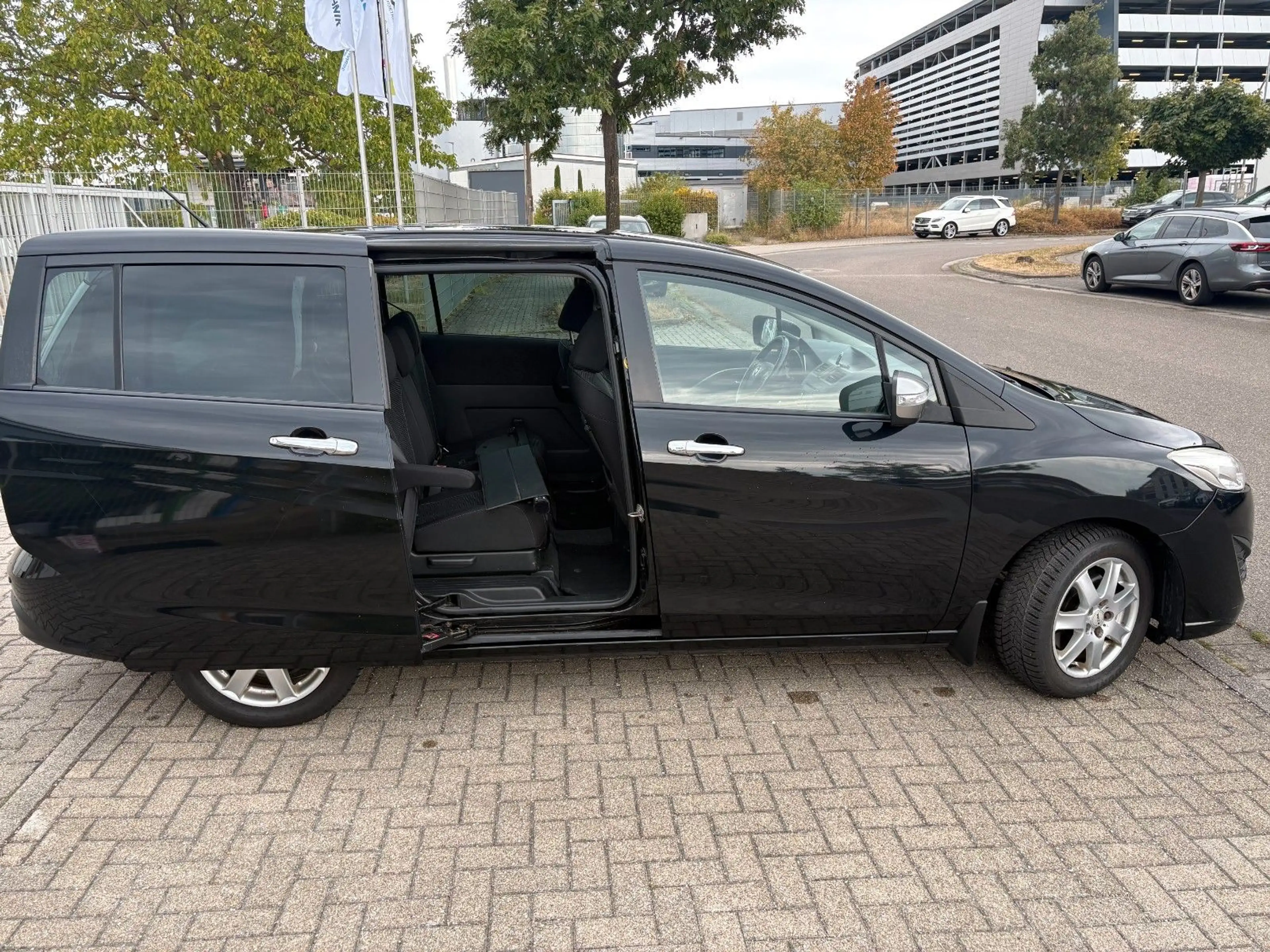 Mazda 5 1.8 Sendo *Alu*7-Sitzer* — photo 9