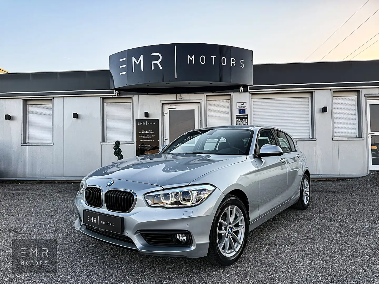 BMW 120 d xDrive Aut. ERSTBESITZ, LED-SCHEINWERFER, SPO... Silber - 1