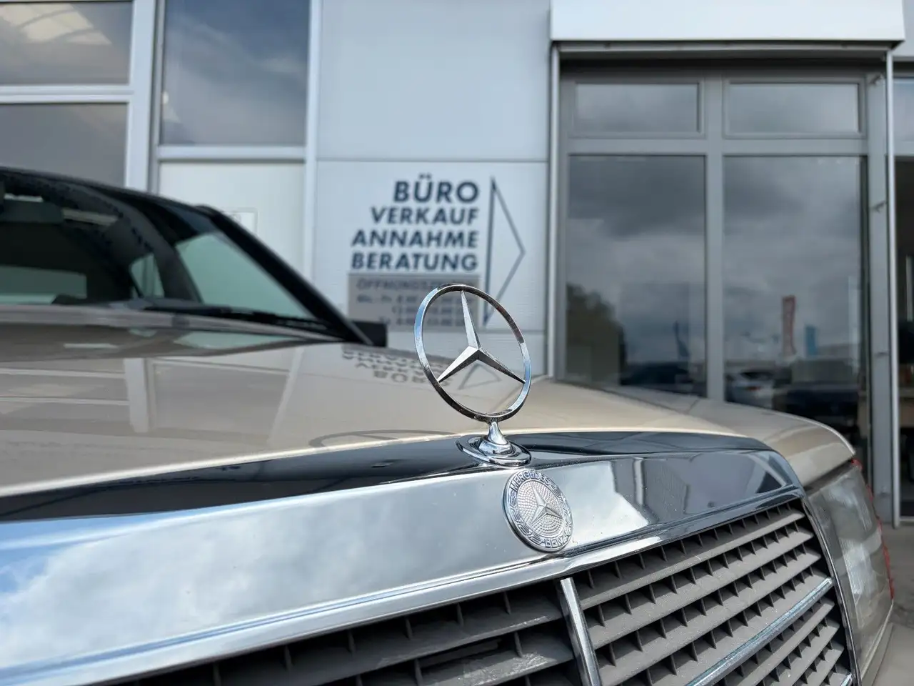 Mercedes-Benz 190 E 2.3-16 Automatik KLIMA SCHIEBEDACH H-ZULA, foto 3