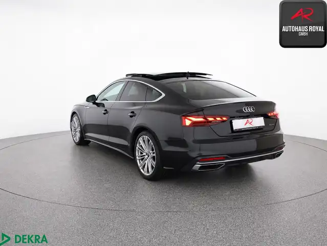 Audi A5 view 3