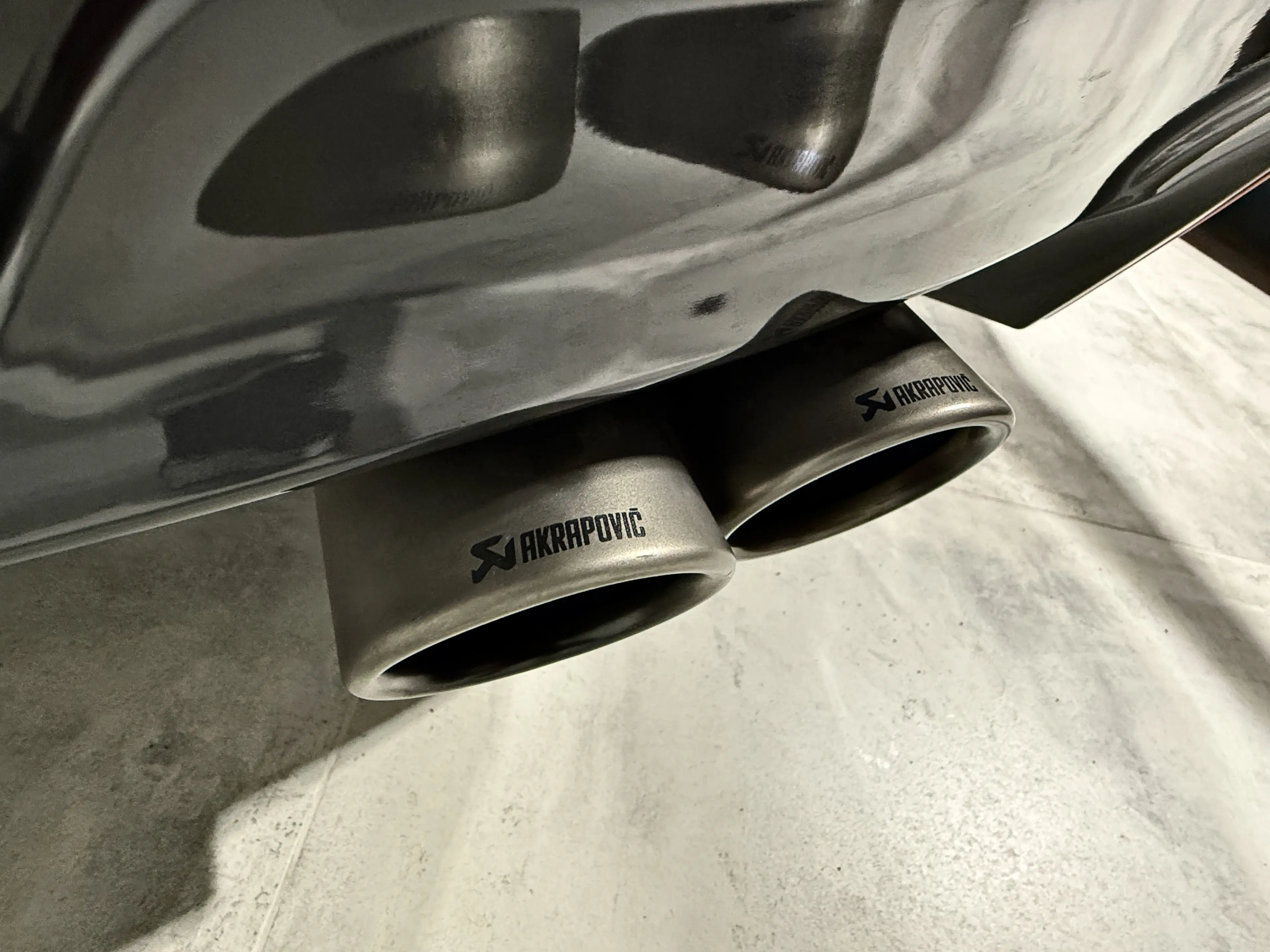 BMW 1er M Coupé 3.0i 340CV Bi-TURBO NAVi CUiR Bi-XENON CLiM JA19"+ — photo 10