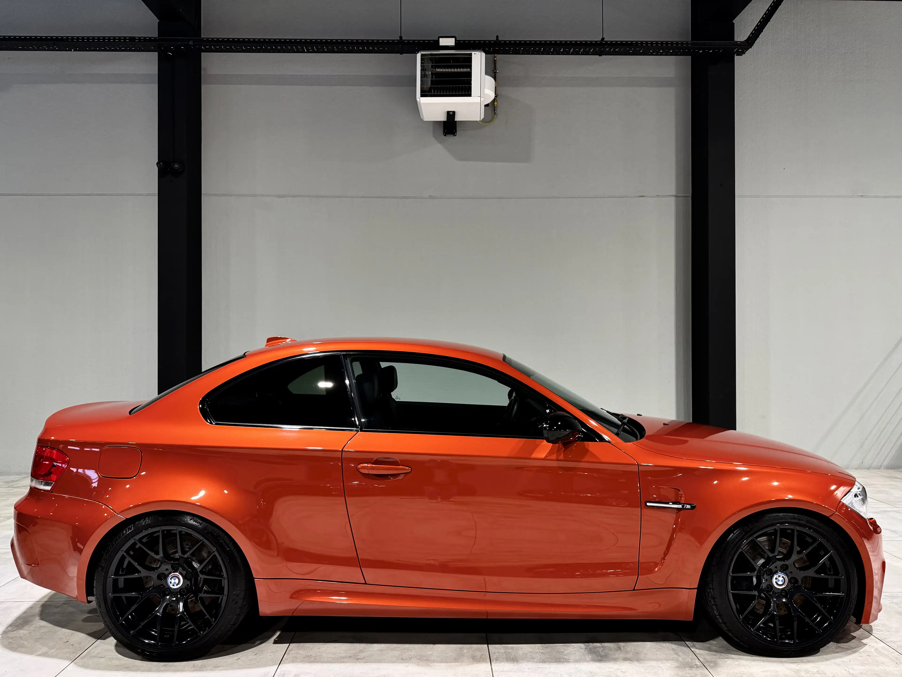 BMW 1er M Coupé 3.0i 340CV Bi-TURBO NAVi CUiR Bi-XENON CLiM JA19"+ — photo 7