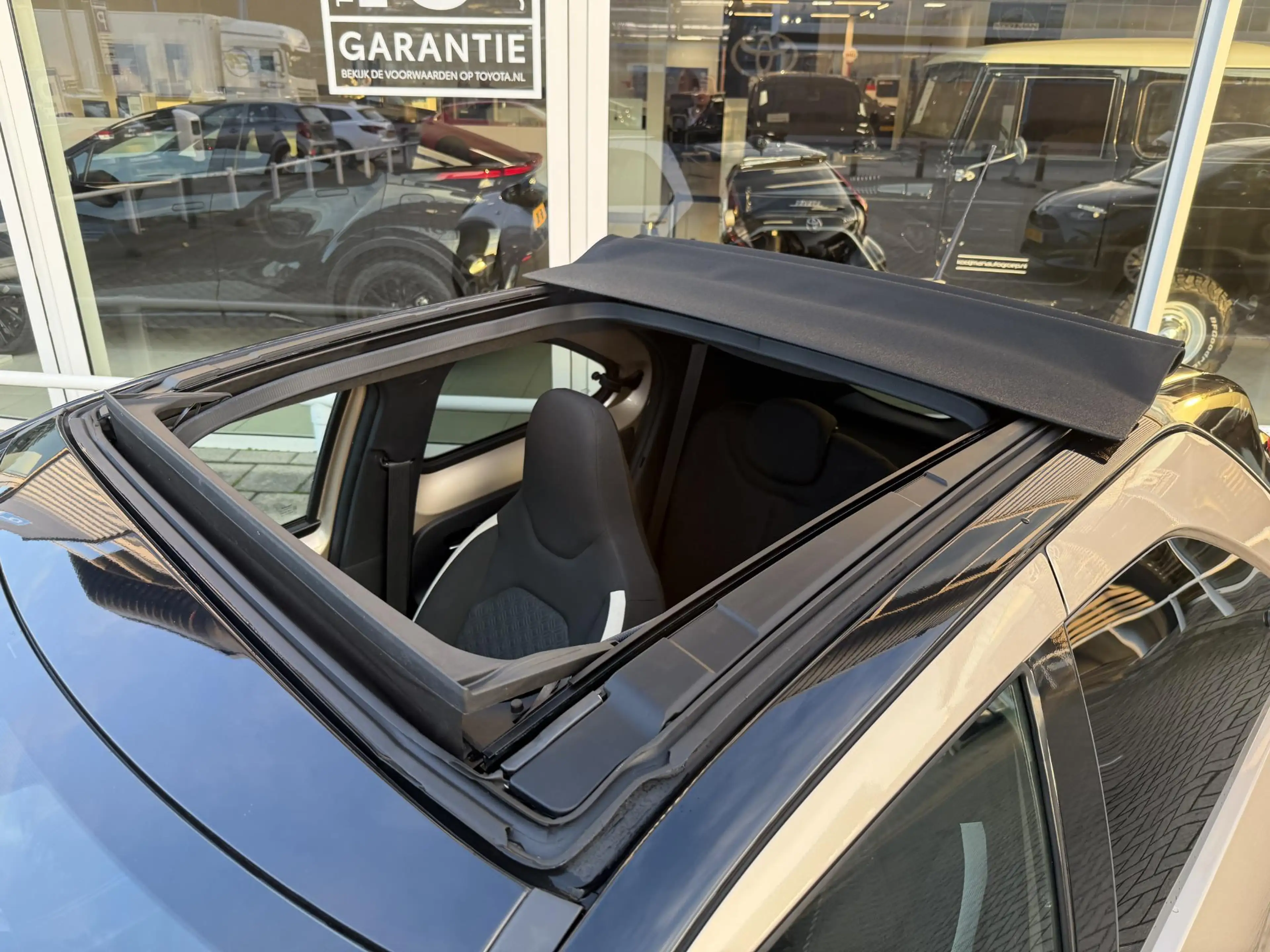 Toyota Aygo X 1.0 VVT-i MT Pulse Cabrio! Smartkey, Design pack, — photo 11