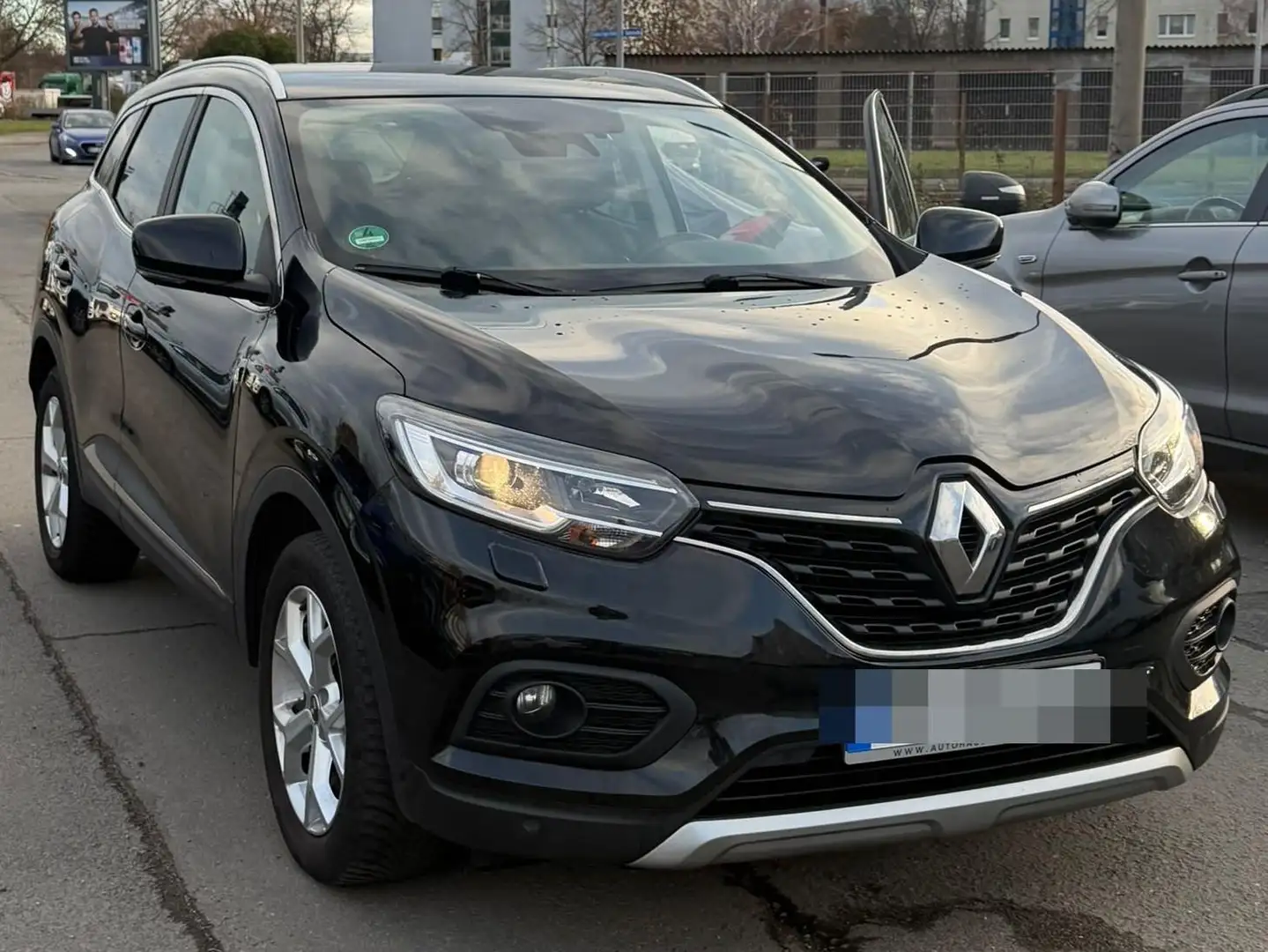 Renault Kadjar Kadjar TCe 140 EDC GPF LIMITED Schwarz - 2