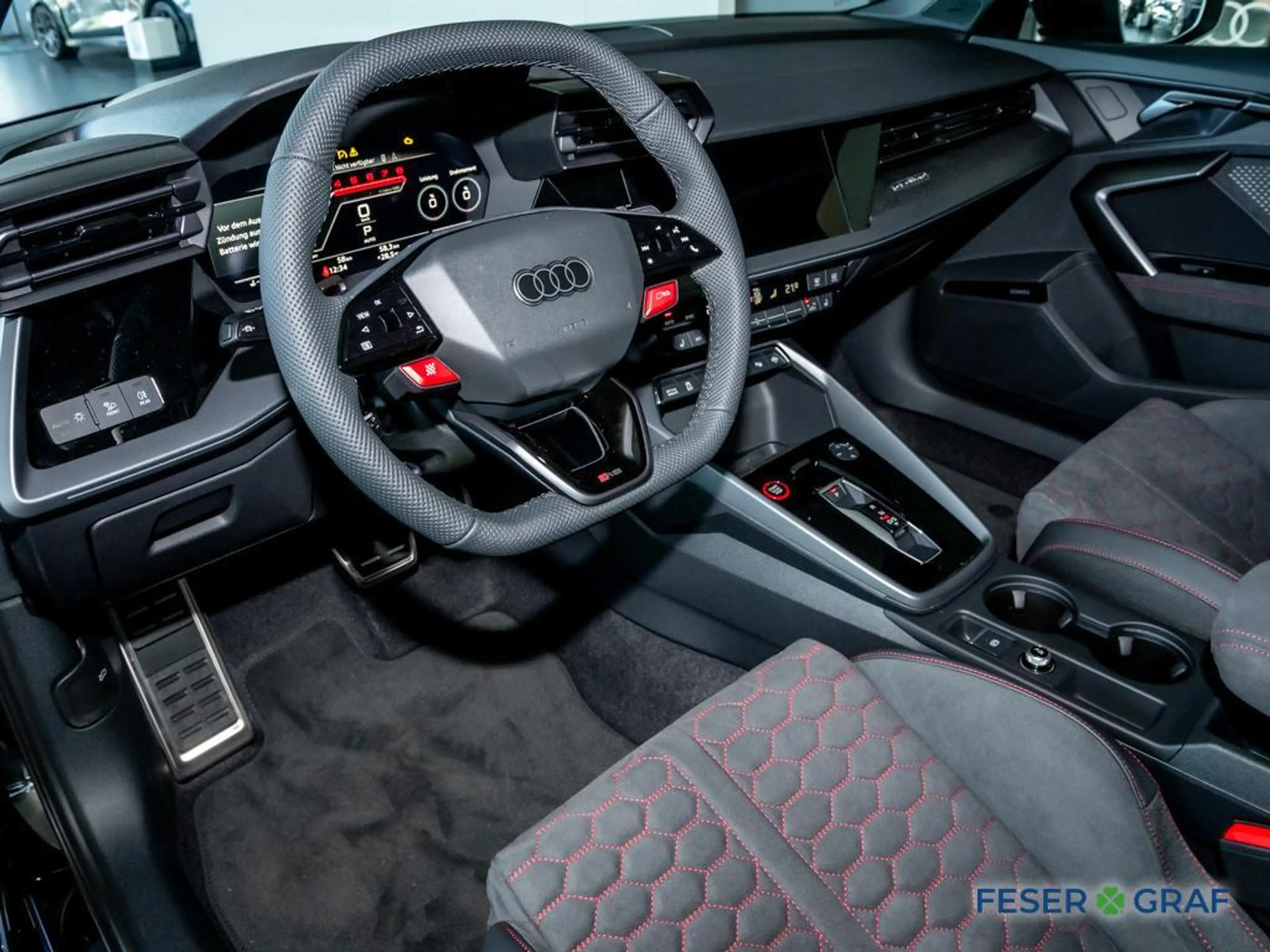 Audi RS3 Limo Vmax280/SpAgA/Pano/SONOS/Navi+ — photo 3