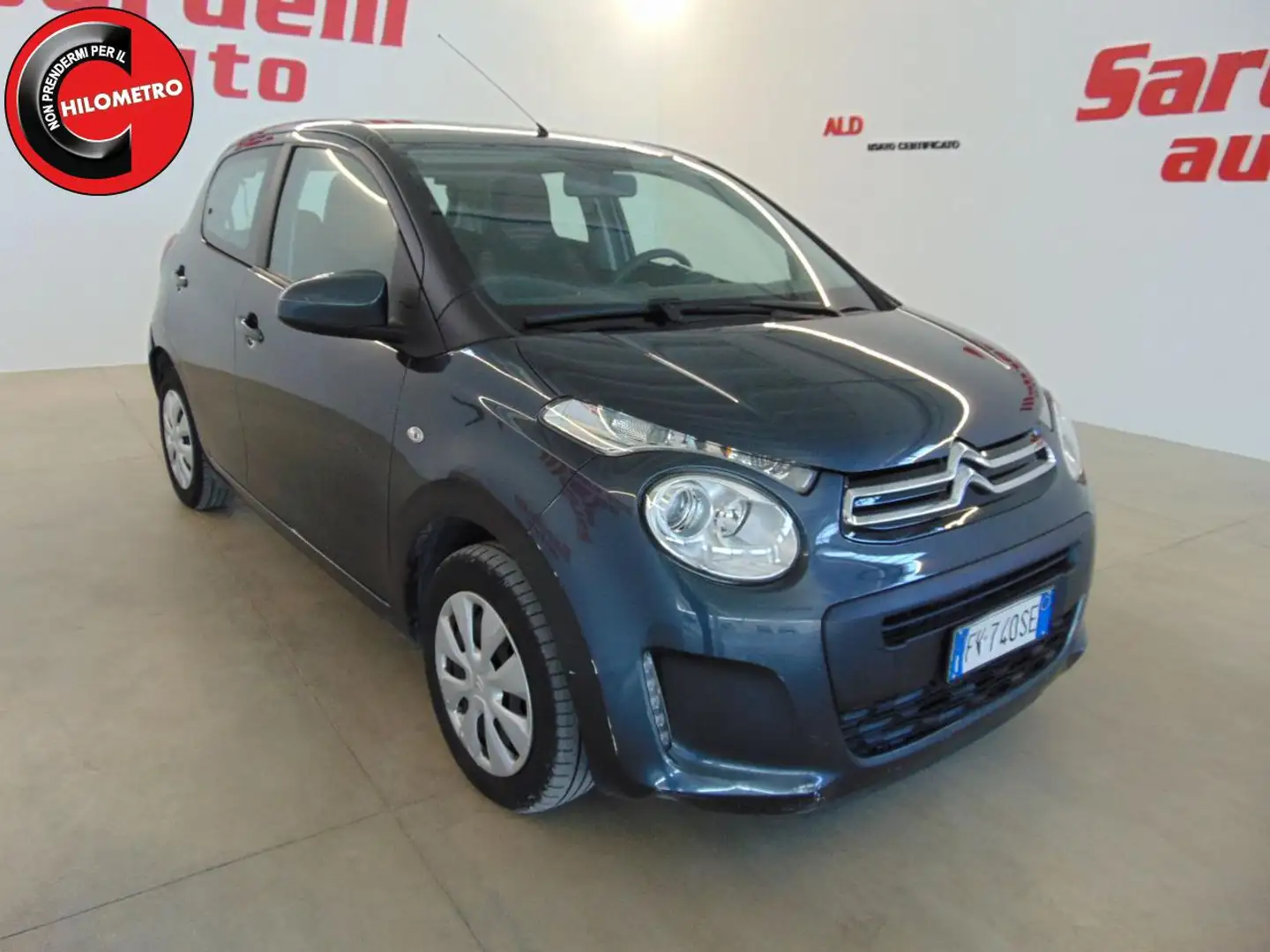 Citroen C1 VTi 72 5 porte Feel Grigio - 2