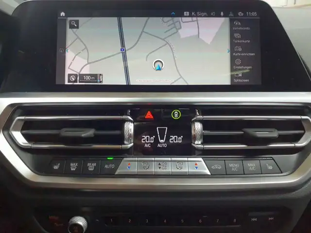 BMW 3 Series view 12