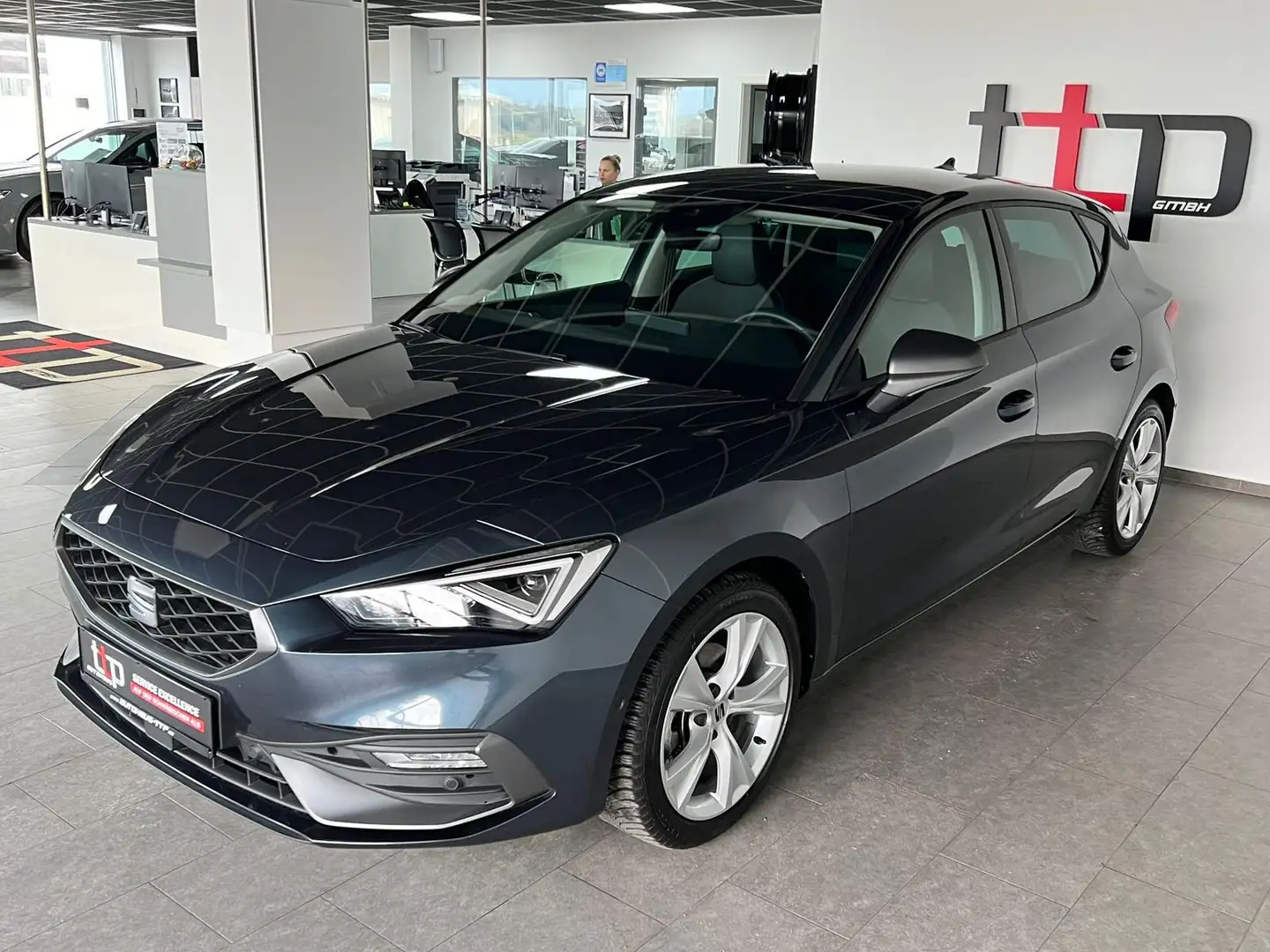 SEAT Leon 1.5 TSI FR Digital-Tacho Kamera Keyless AHK Gris - 1