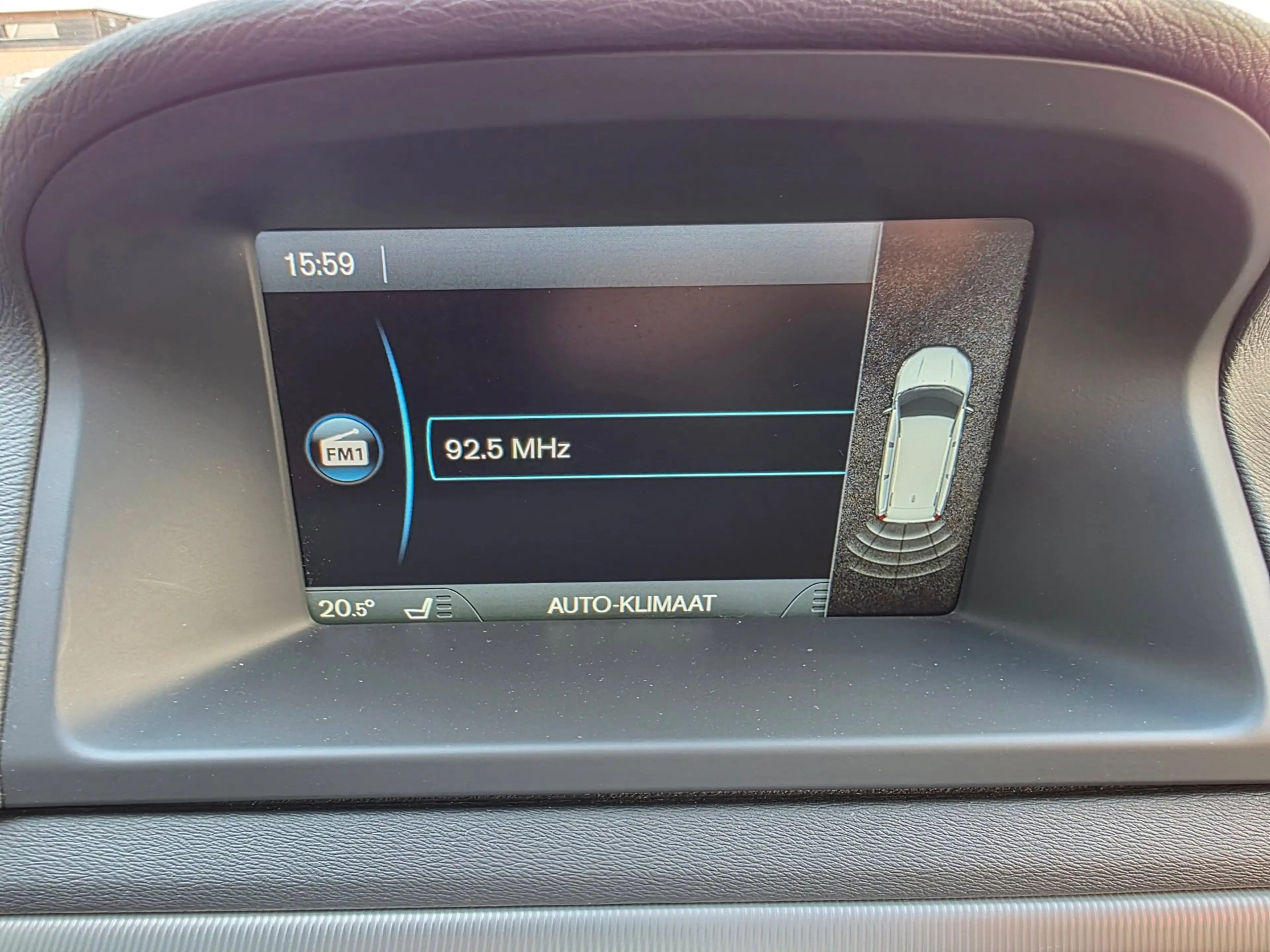 Volvo V70 1.6 T4 R-Edition Automaat BJ.2013 / Navi / Leder / — photo 26