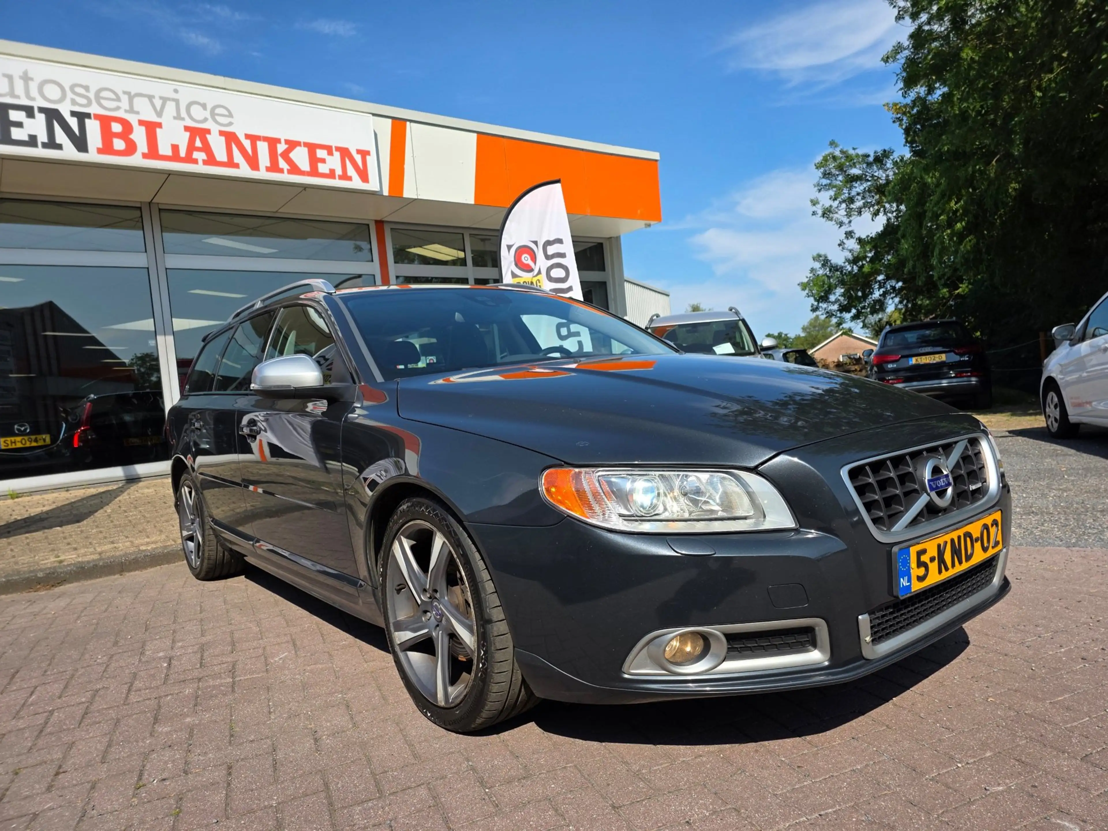 Volvo V70 1.6 T4 R-Edition Automaat BJ.2013 / Navi / Leder / — photo 3