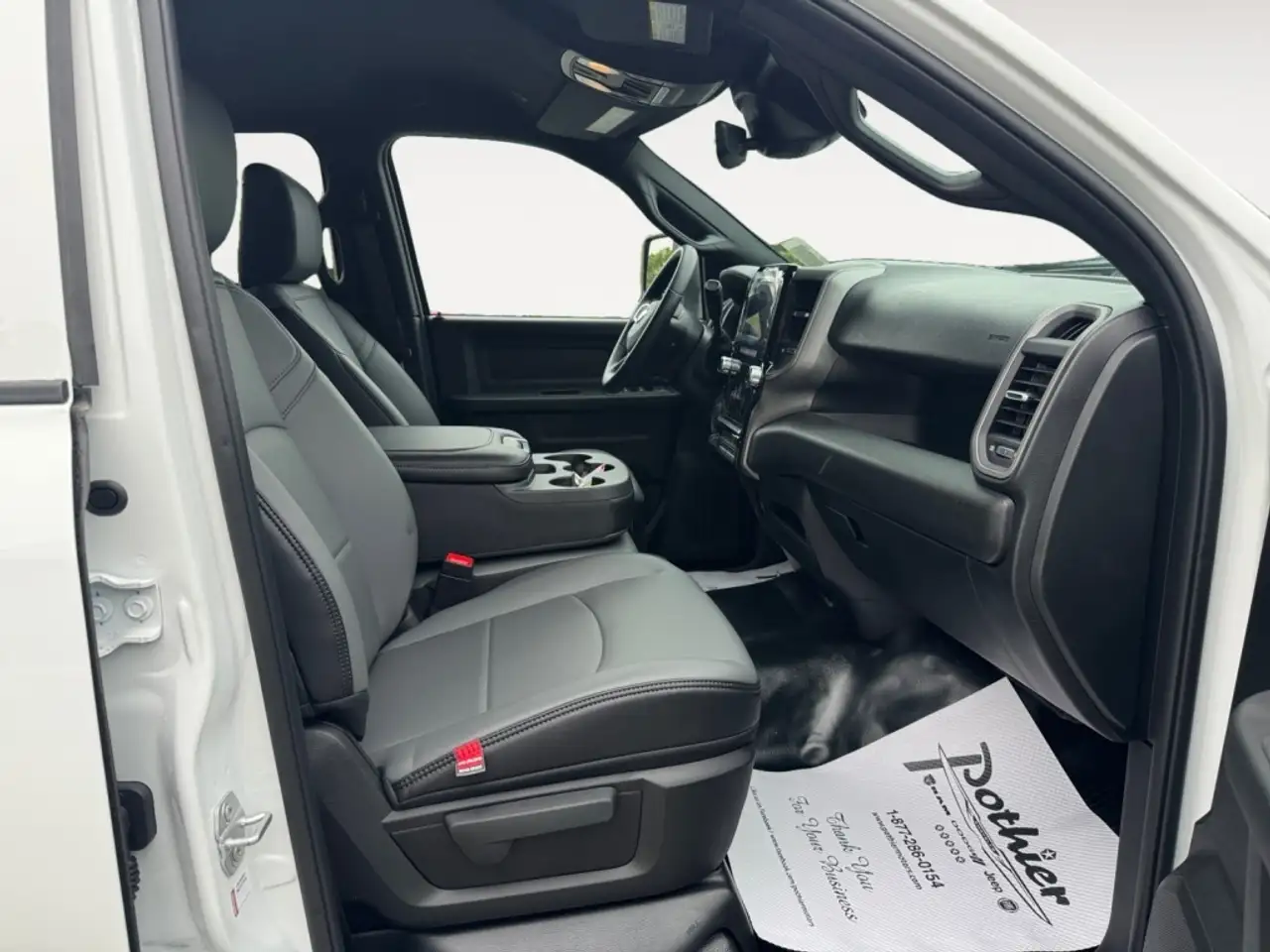 RAM 3500 снимка RAM 3500