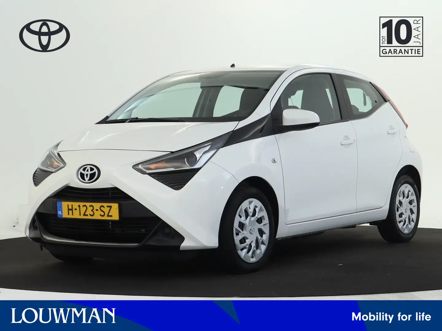 Toyota Aygo 1.0 VVT-i x-play Blanc - 1