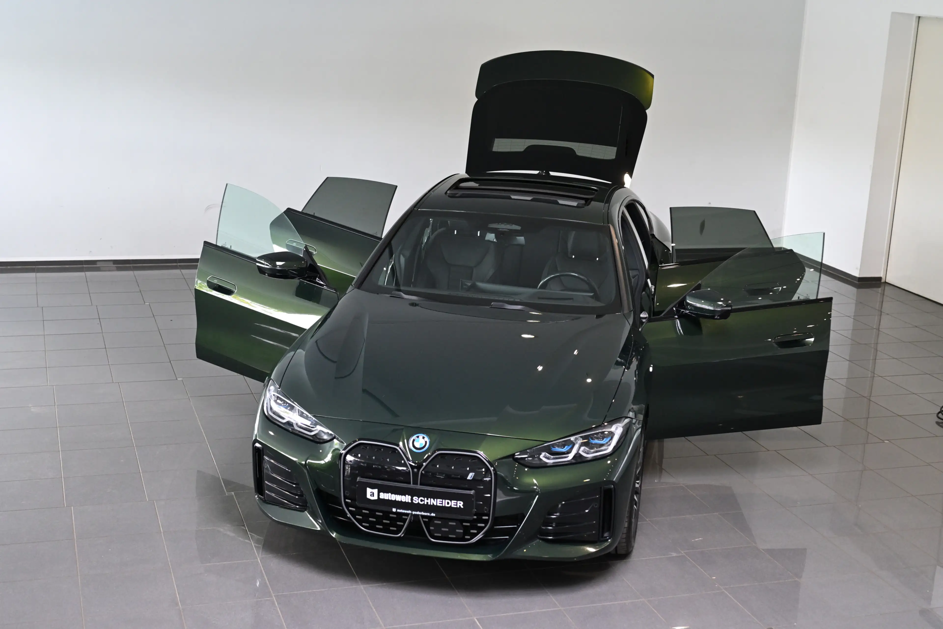 BMW i4 35 eDrive M Sport AHK GSD ACC H&K Laser 20 — photo 5