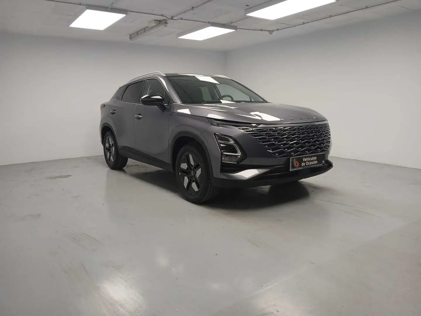 Omoda 5 1.6 T-GDI 108KW PREMIUM DCT P Grau - 1