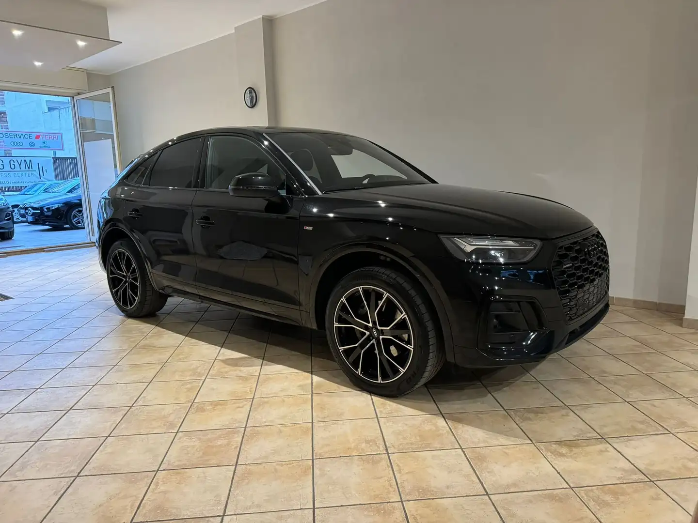 Audi Q5 Sportback 40TDI SPB 2.0 mhev S line quattro Noir - 2