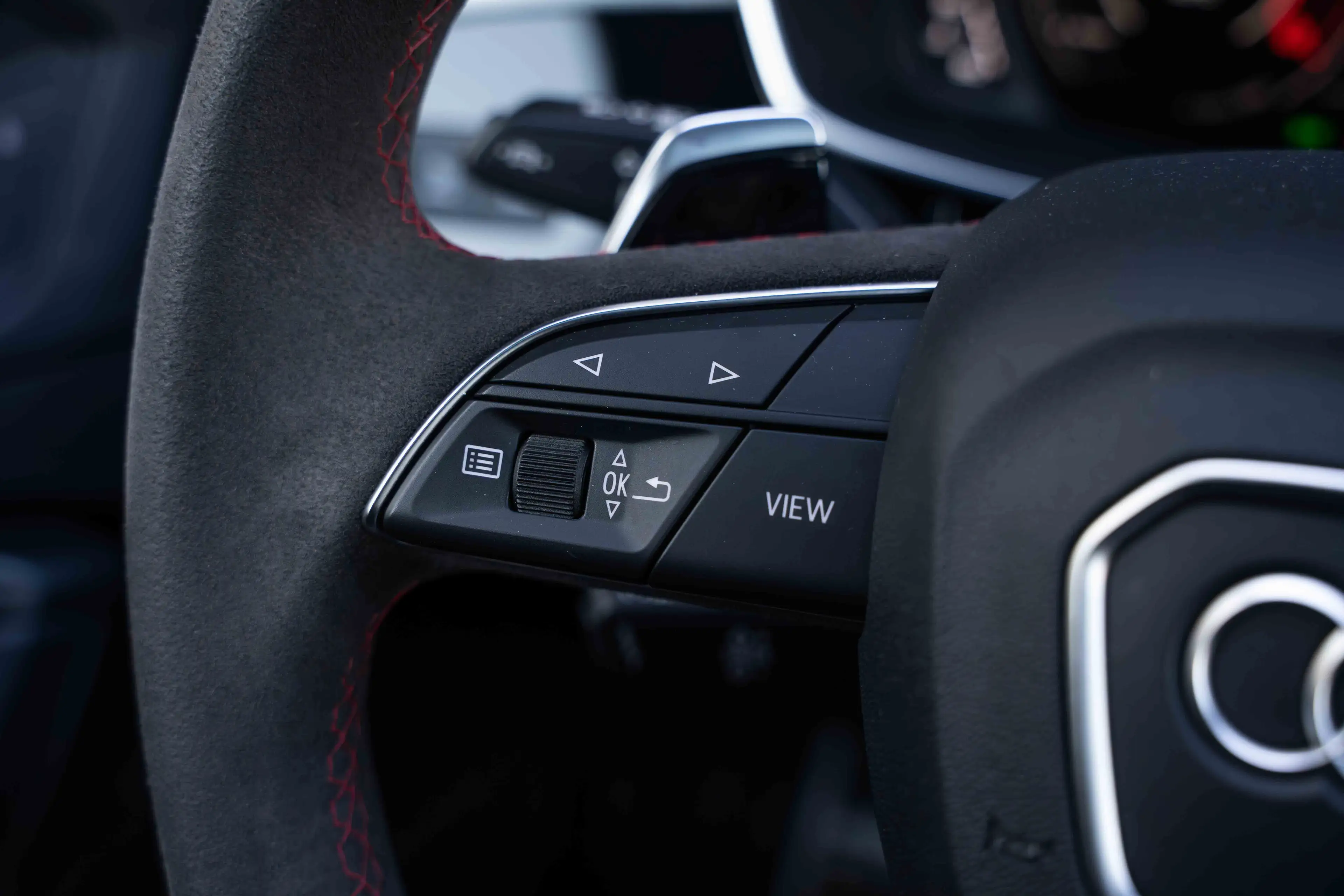 Audi RS Q3 Sportback 2.5 TFSI MATRIX/PANO/MAXTON/SONOS3D/AMBIENTE/360°/CARPLAY — photo 15