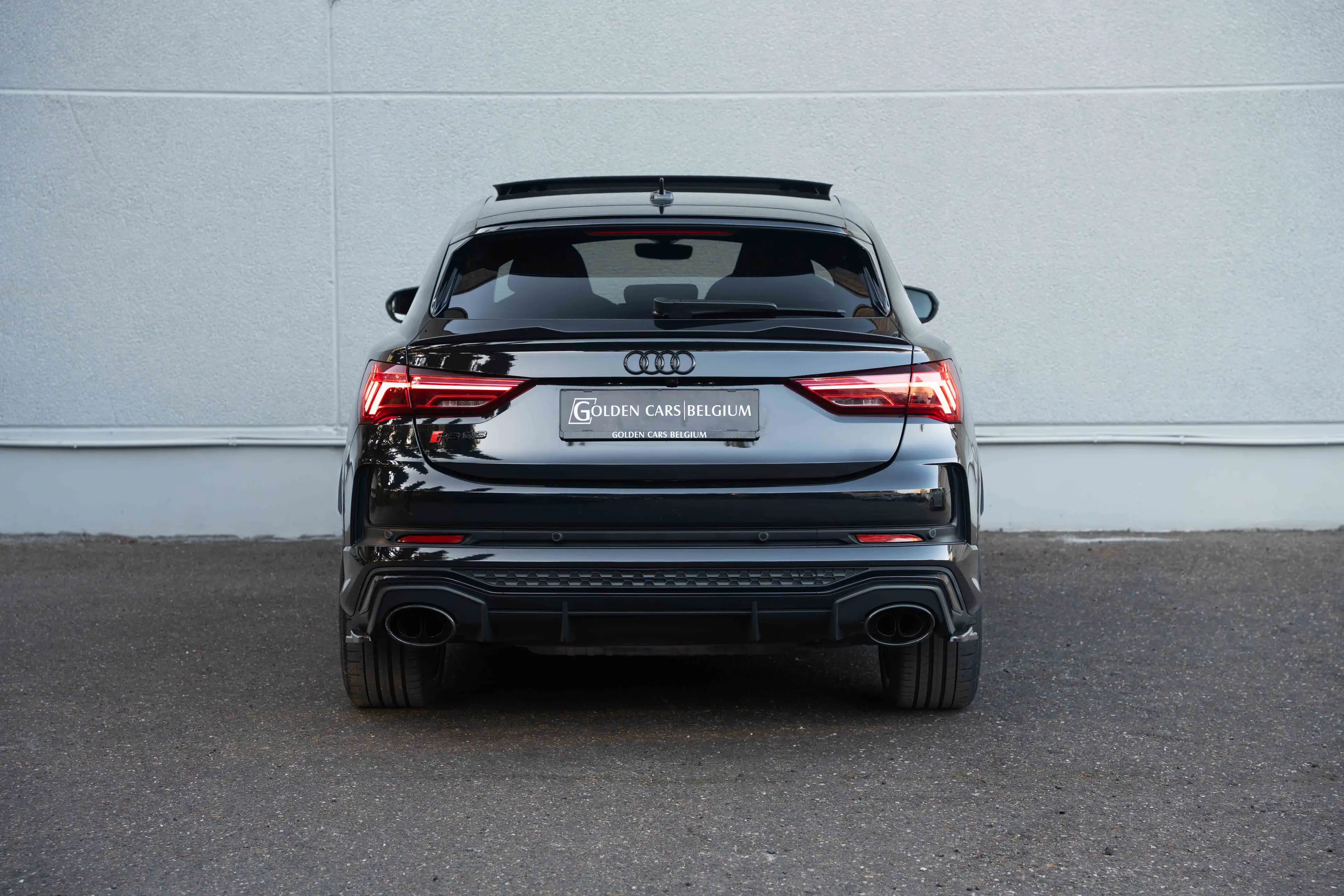 Audi RS Q3 Sportback 2.5 TFSI MATRIX/PANO/MAXTON/SONOS3D/AMBIENTE/360°/CARPLAY — photo 7