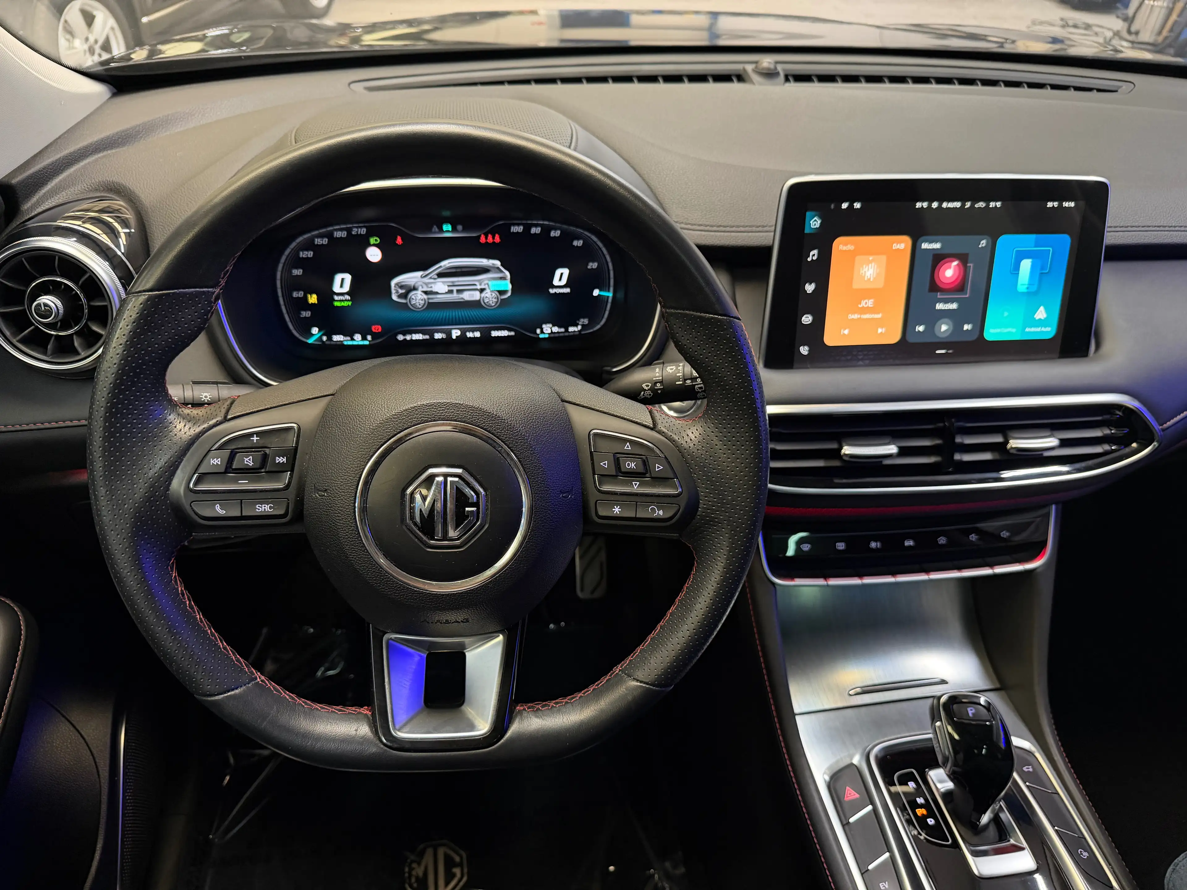 MG EHS EHS — PHEV **PANO DAK** — photo 9