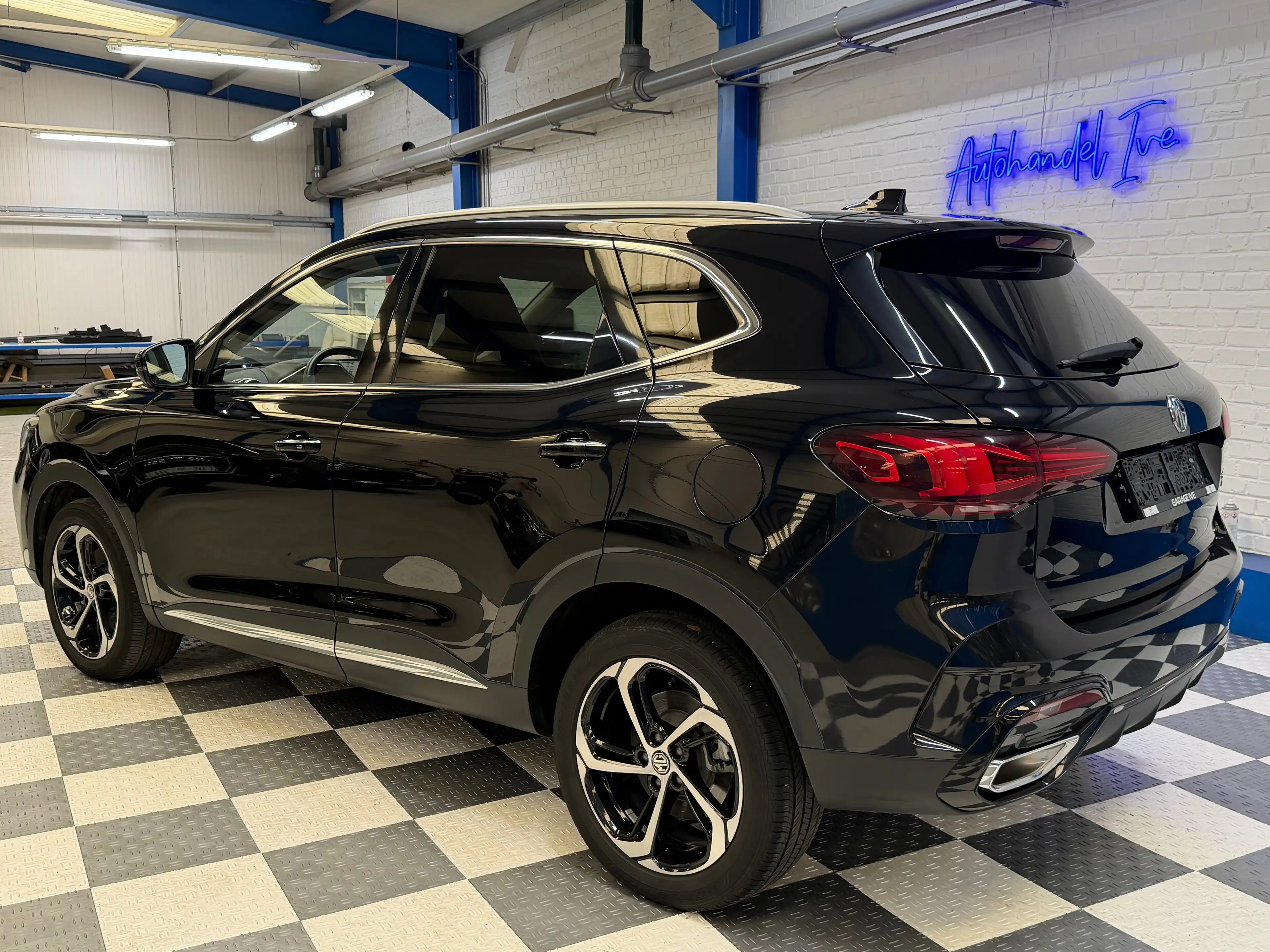 MG EHS EHS — PHEV **PANO DAK** — photo 5