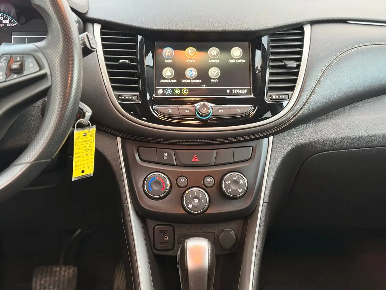 Chevrolet Trax снимка Chevrolet Trax