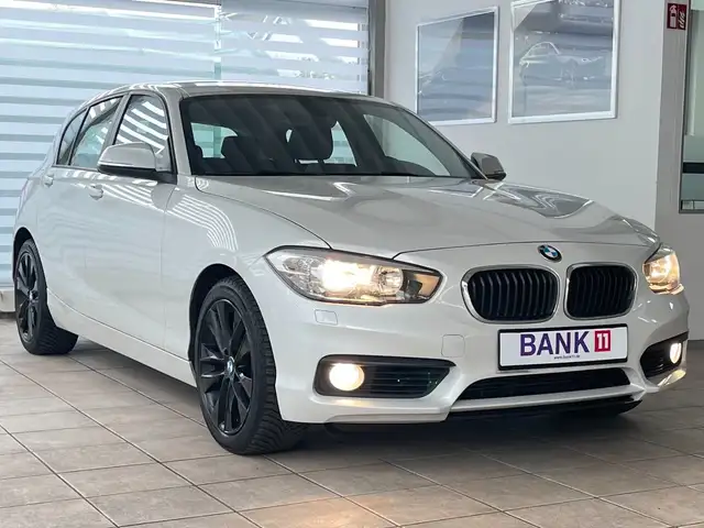 BMW 118 d Aut. AHK Klimaaut. 2-Zonen 17 Zoll