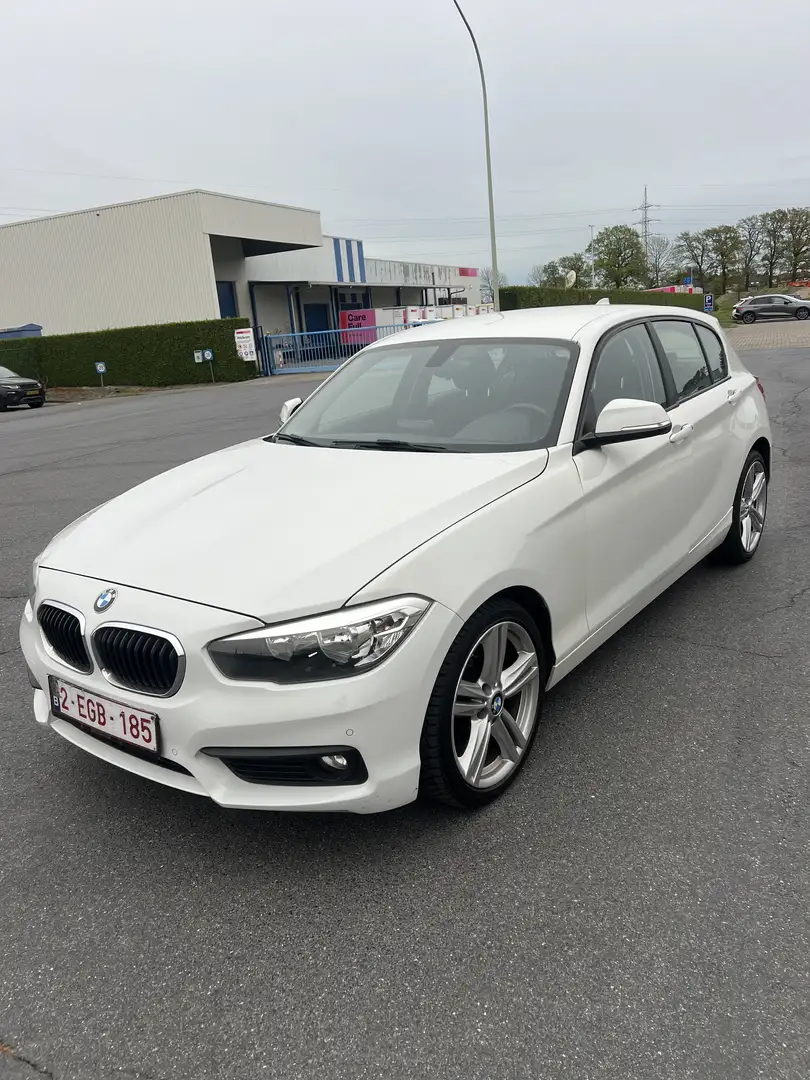 BMW 116 116i M Sport - 1