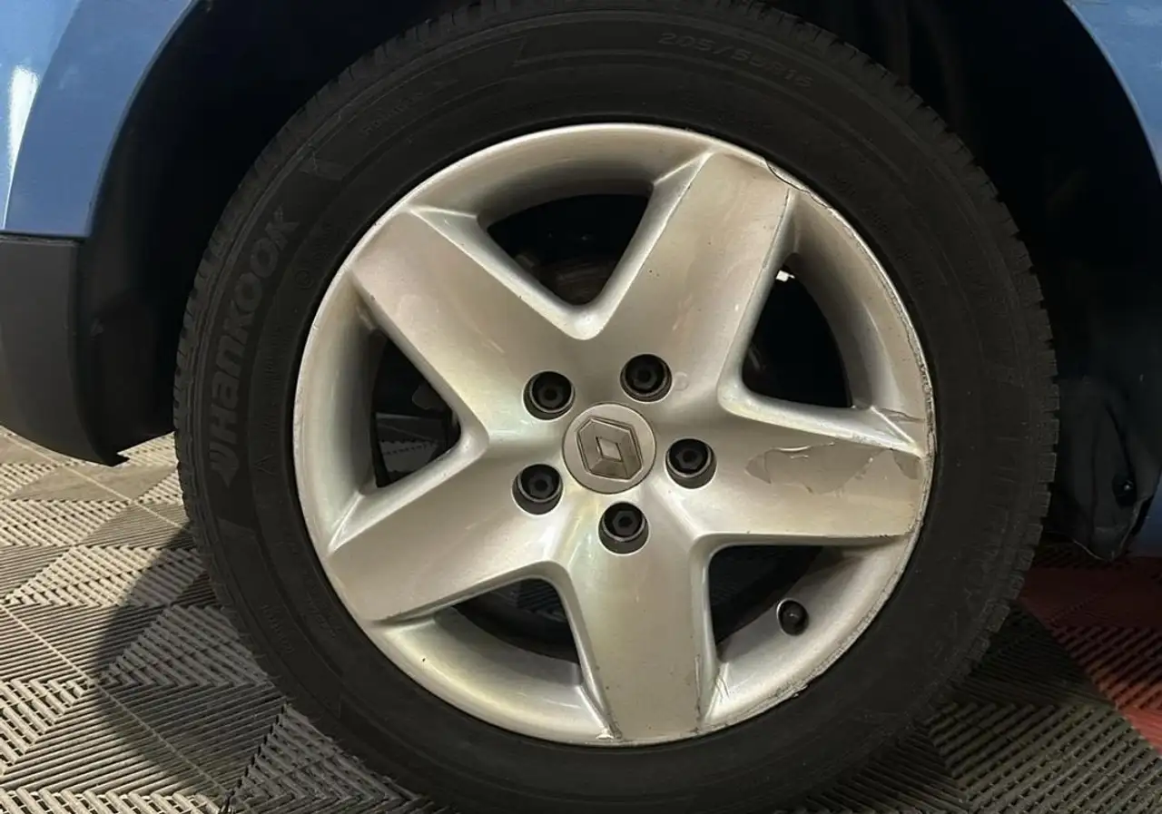 Renault Megane Berline — photo 20