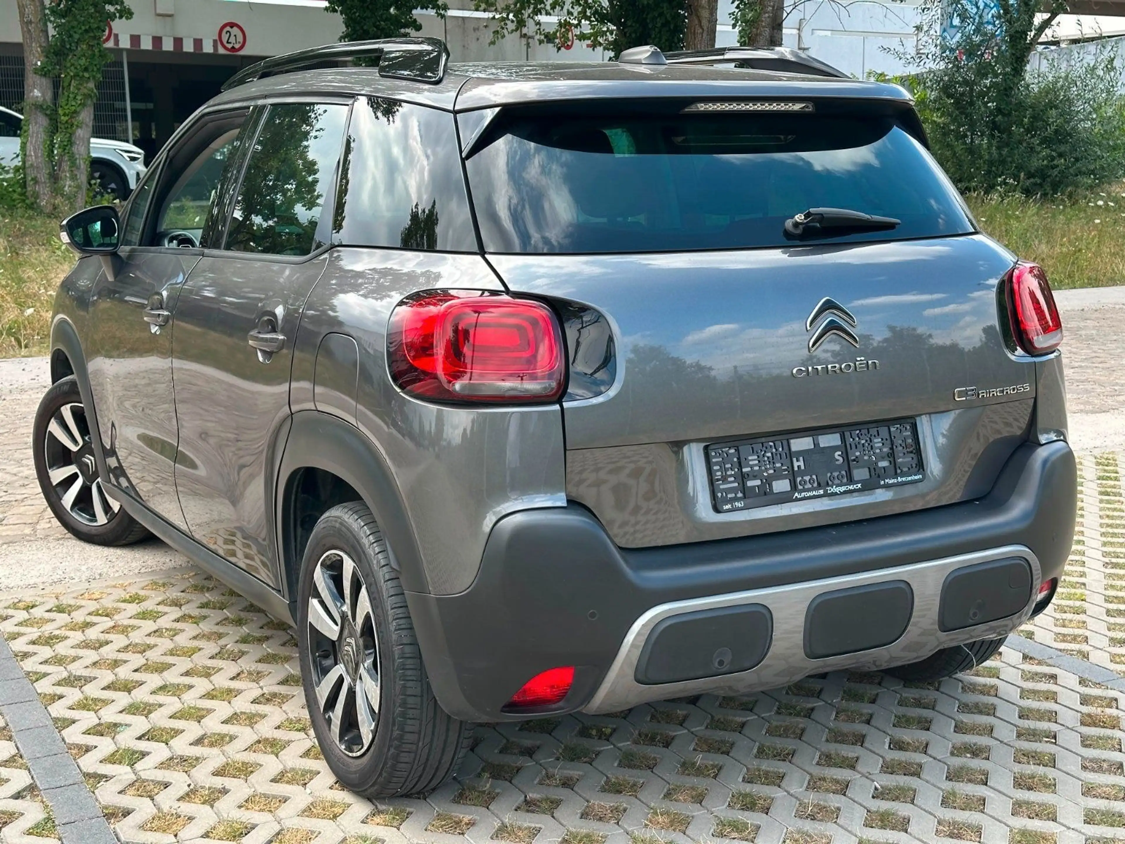 Citroen C3 Aircross C3 Aircross Shine NAVI. PDC. BT. HALBLEDER — photo 6