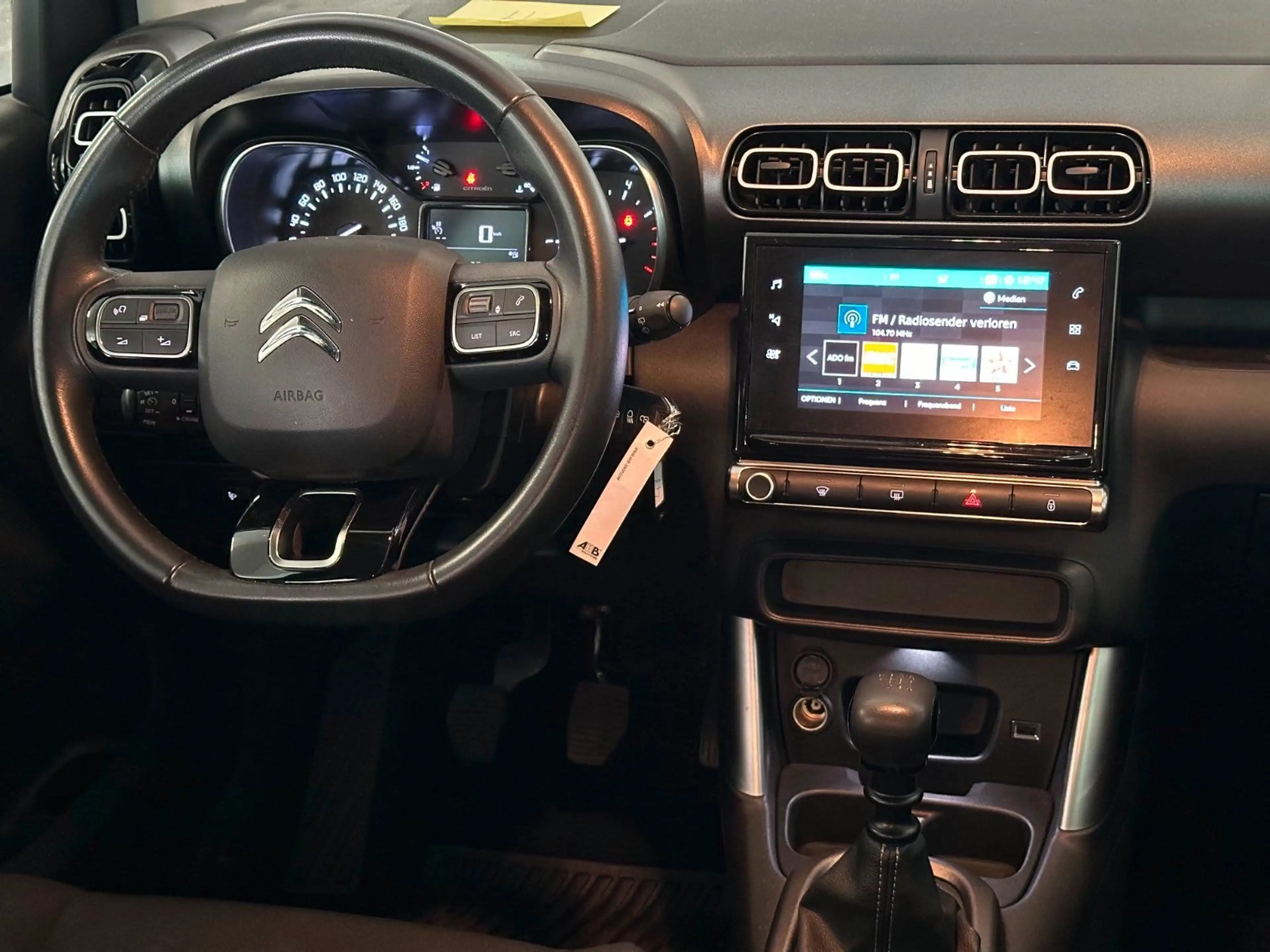Citroen C3 Aircross C3 Aircross Shine NAVI. PDC. BT. HALBLEDER — photo 8