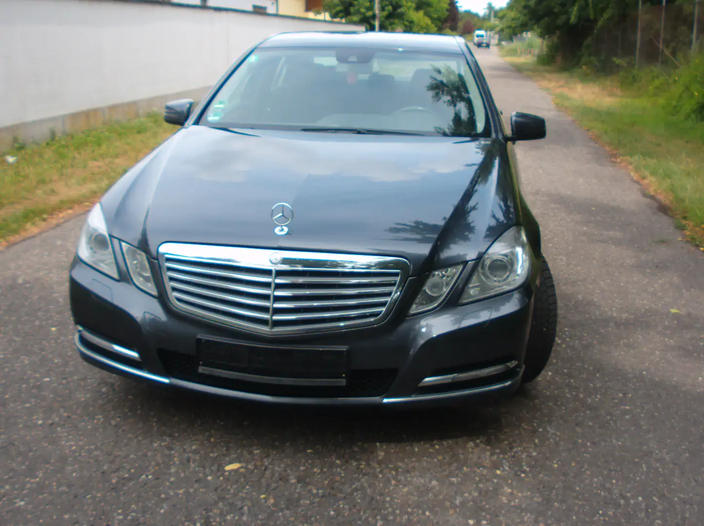 Mercedes-Benz E 220 E 220 CDI BlueEfficiency (212.002) Gris - 2