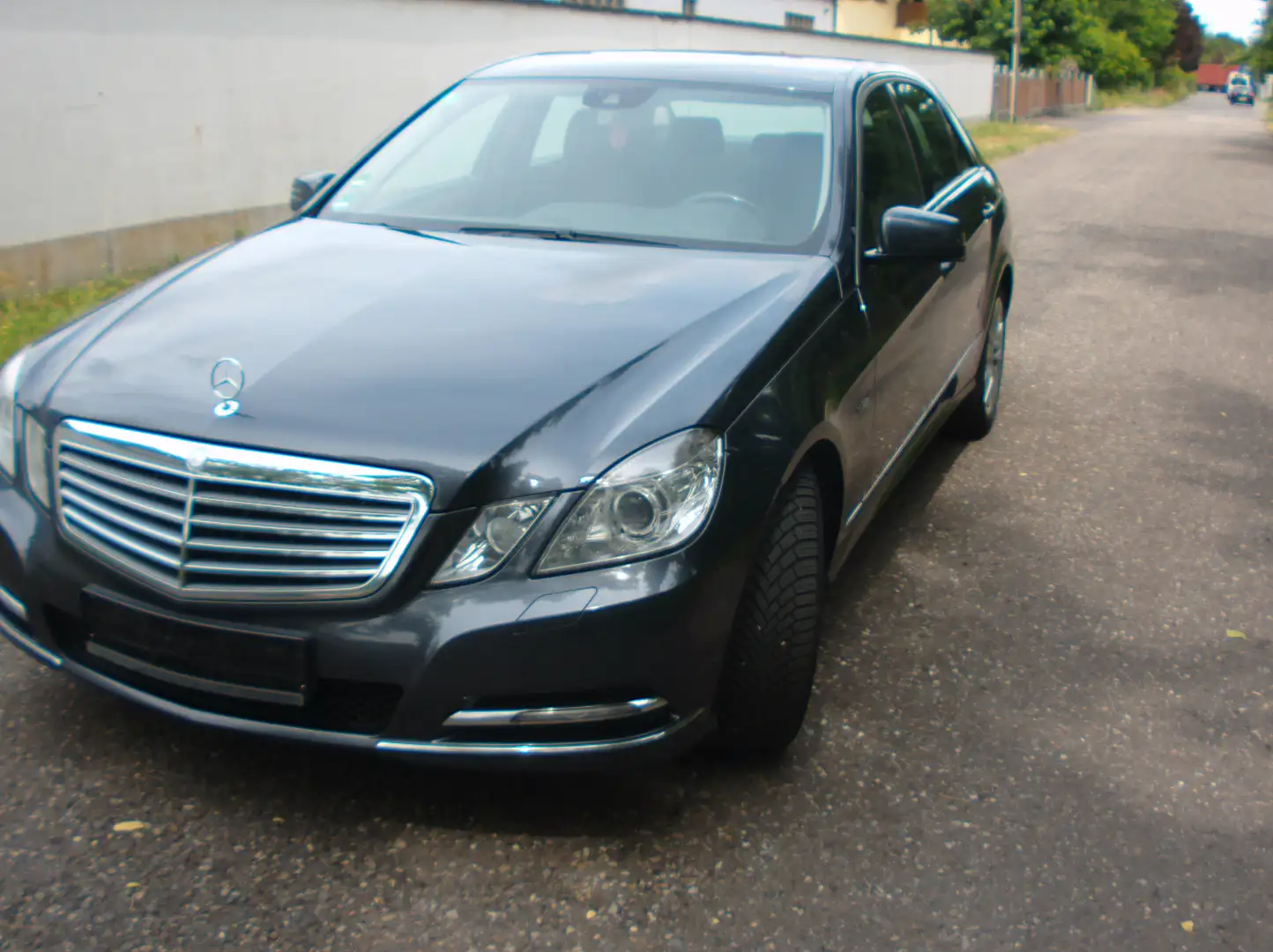 Mercedes-Benz E 220 E 220 CDI BlueEfficiency (212.002) Gris - 1
