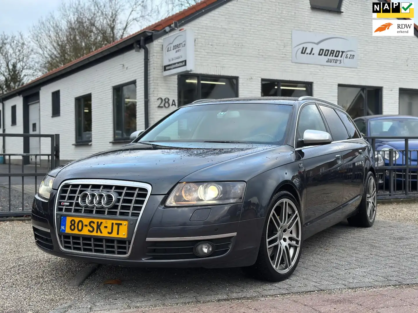 Audi A6 Avant 2.4 Pro Line zeer nette staat! Grijs - 1
