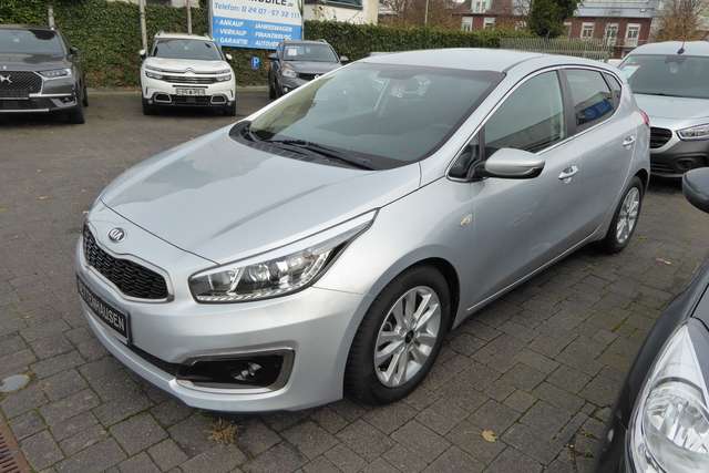 Imagine Kia Ceed / cee'd Navi R-Kamera SHZ