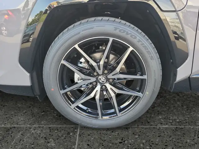 Toyota RAV 4 5-Türer GR Sport 2.5 Plug-in Hybrid Automatik Ansicht 15