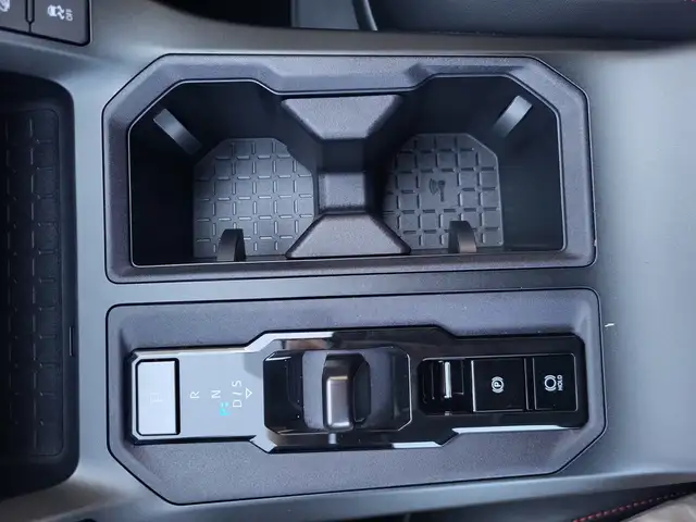 Toyota RAV 4 5-Türer GR Sport 2.5 Plug-in Hybrid Automatik Ansicht 26