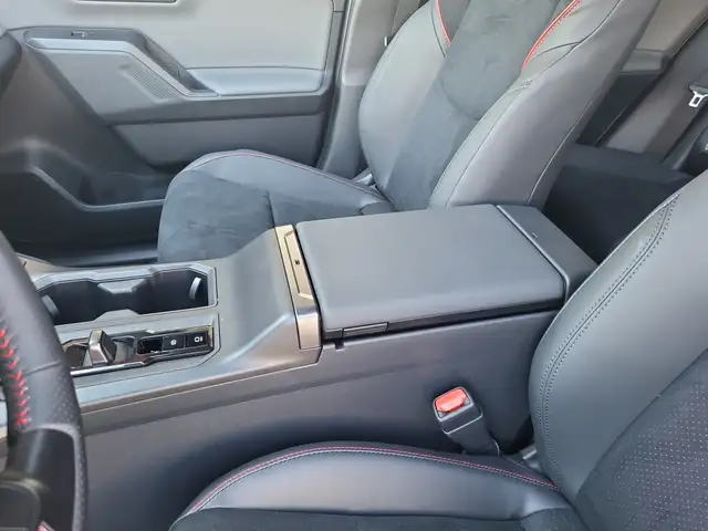 Toyota RAV 4 5-Türer GR Sport 2.5 Plug-in Hybrid Automatik Ansicht 25