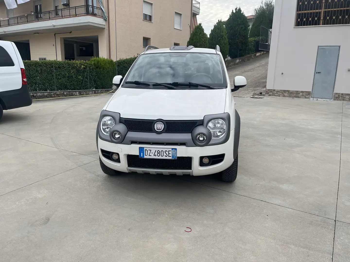 Fiat Panda Panda II 2003 1.3 mjt 16v Cross esp 4x4 Blanc - 1