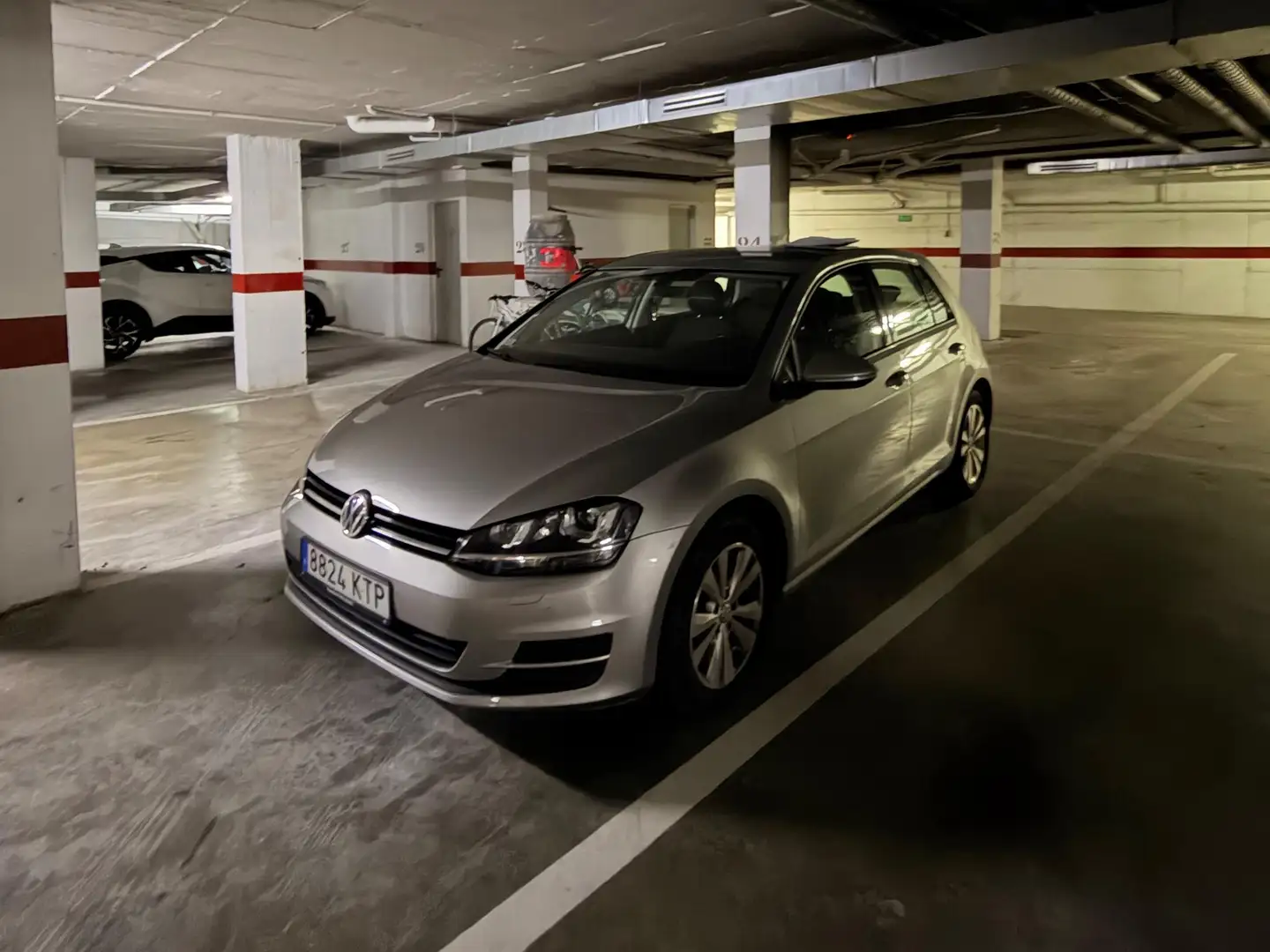 Volkswagen Golf Golf 1.0 TSI Business Edition 81kW Business Edition Plateado - 2