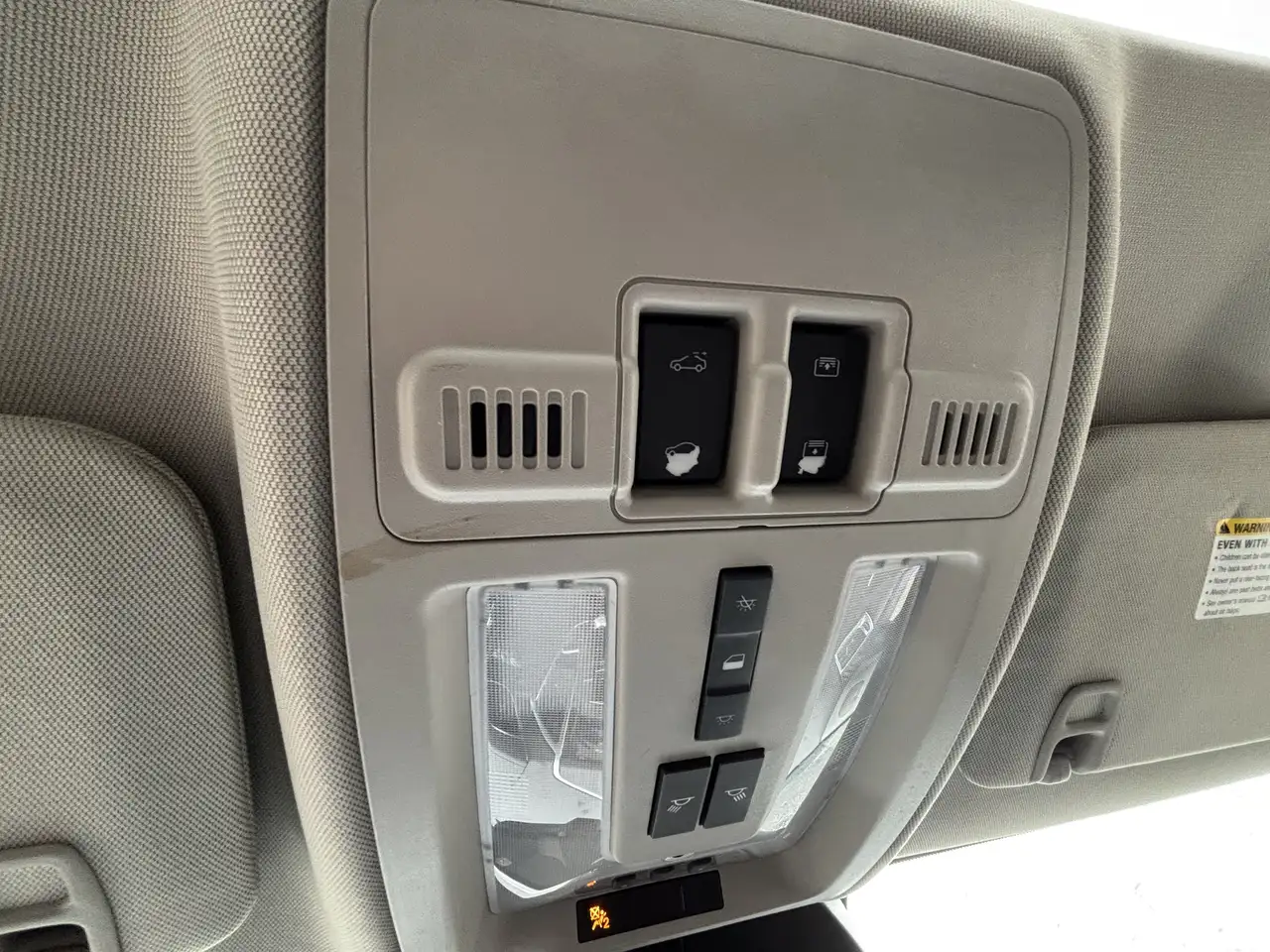 Cadillac SRX снимка Cadillac SRX