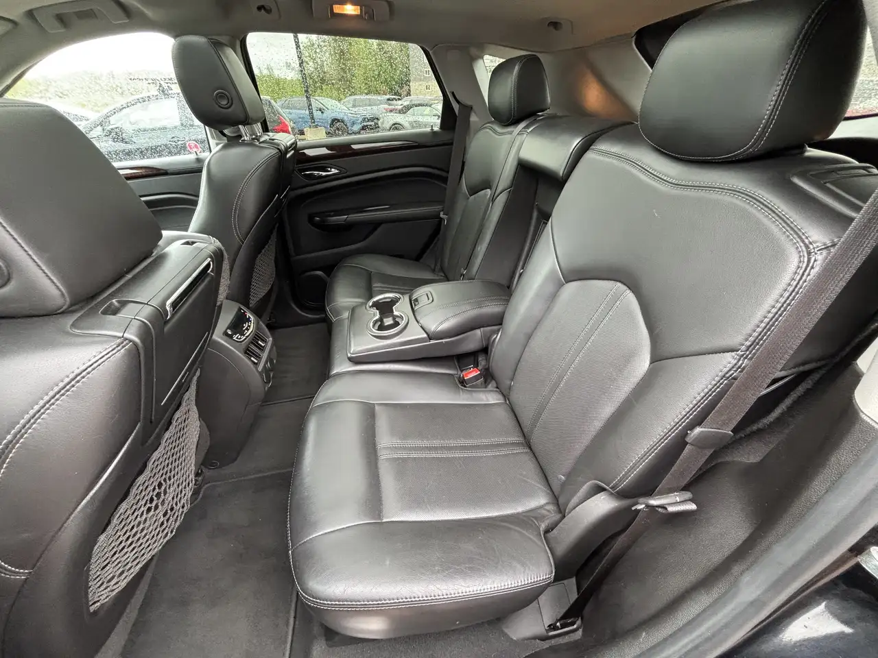 Cadillac SRX снимка Cadillac SRX