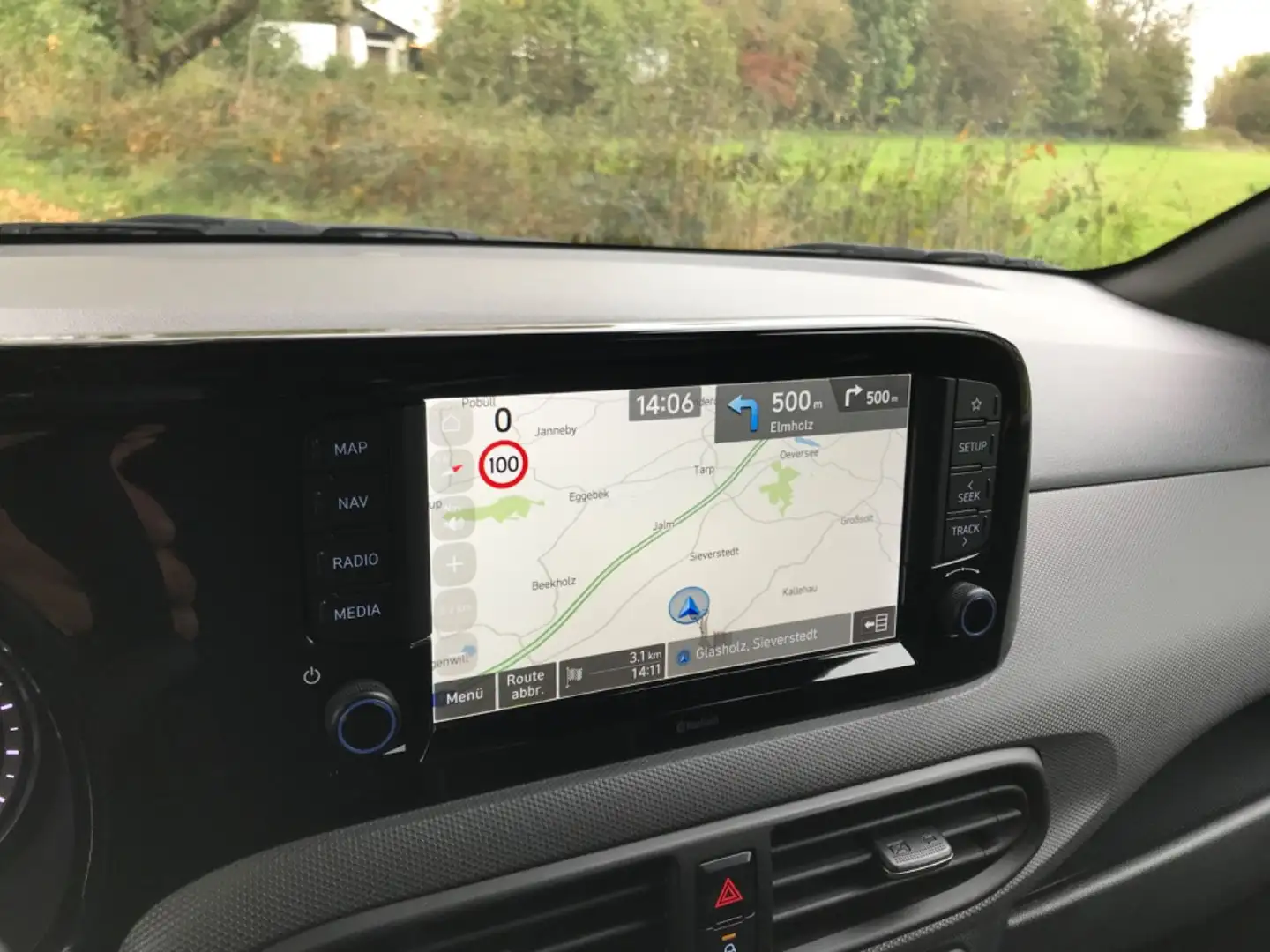 Hyundai i10 Select Navigation Alu, Top Zustand! Weiß - 2