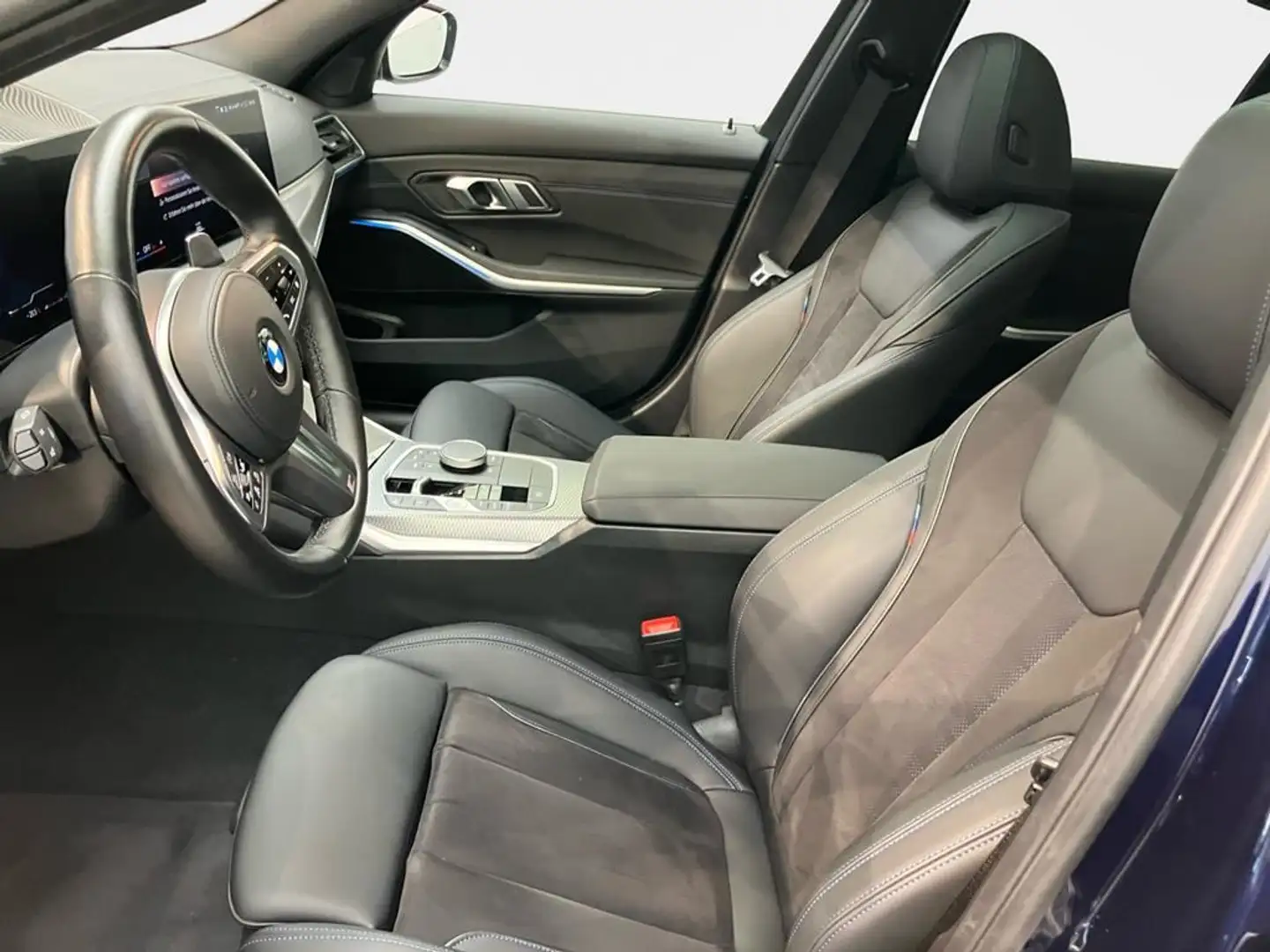 BMW 320 M Sport Blau - 1