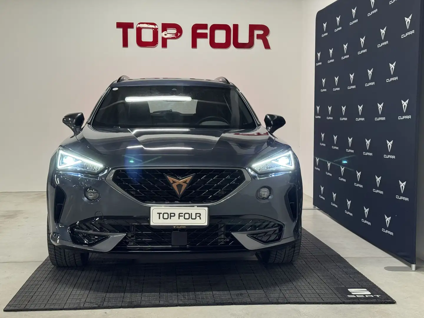 CUPRA Formentor 1.5 TSI DSG - 2
